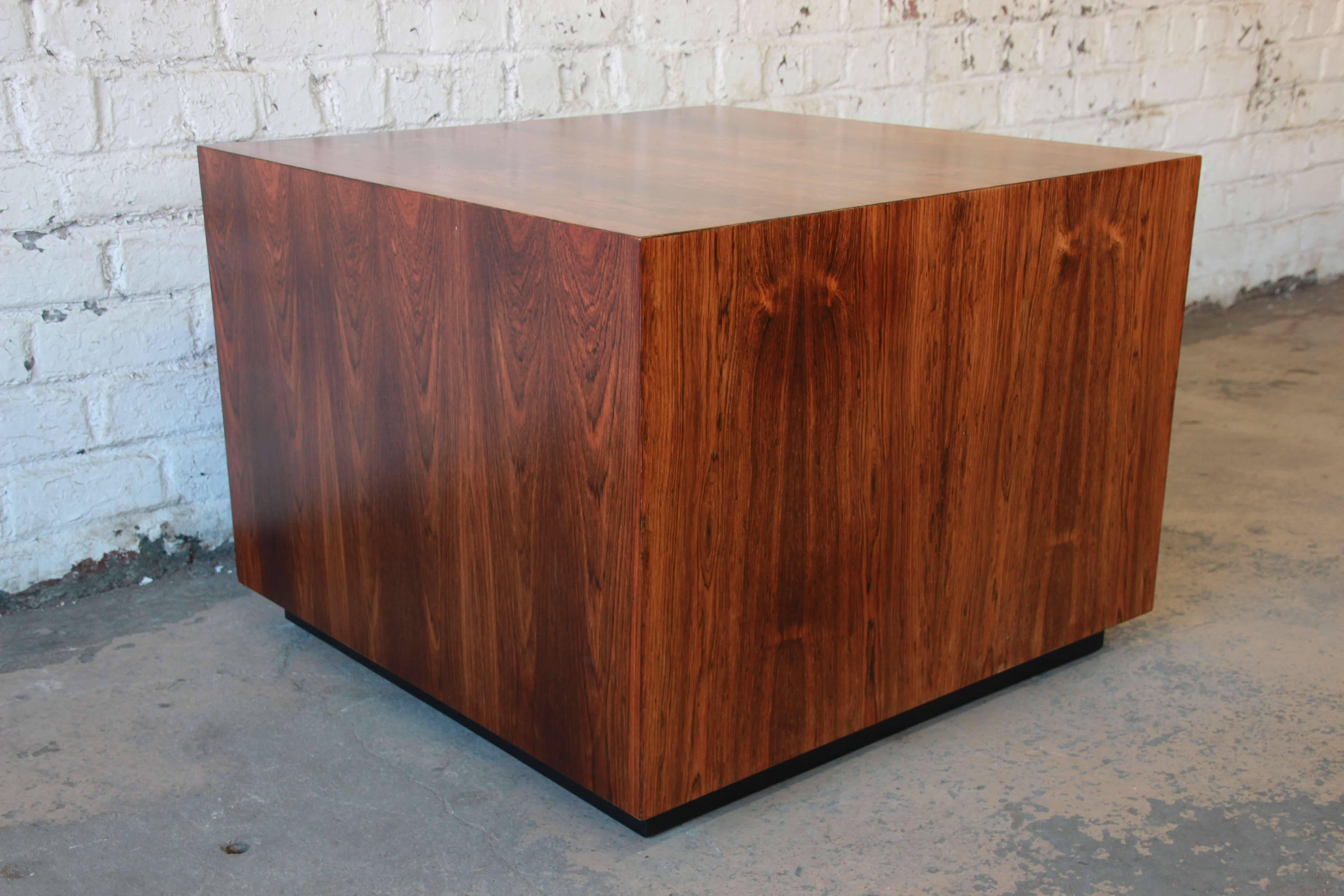 Mid-Century Modern Milo Baughman for Thayer Coggin Rosewood Cube Coffee Table