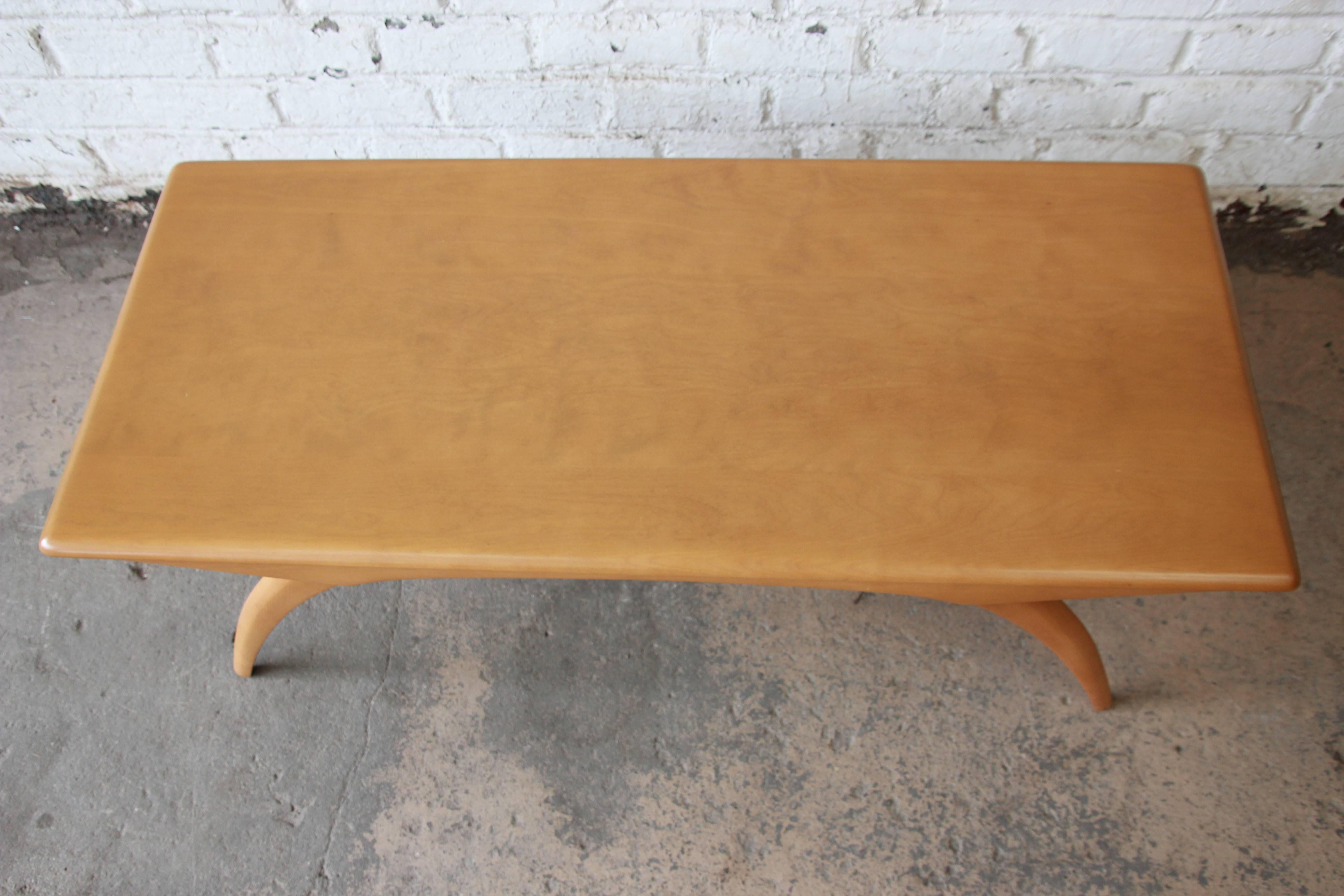 Heywood-Wakefield Mid-Century Modern Wishbone Coffee Table In Excellent Condition In South Bend, IN