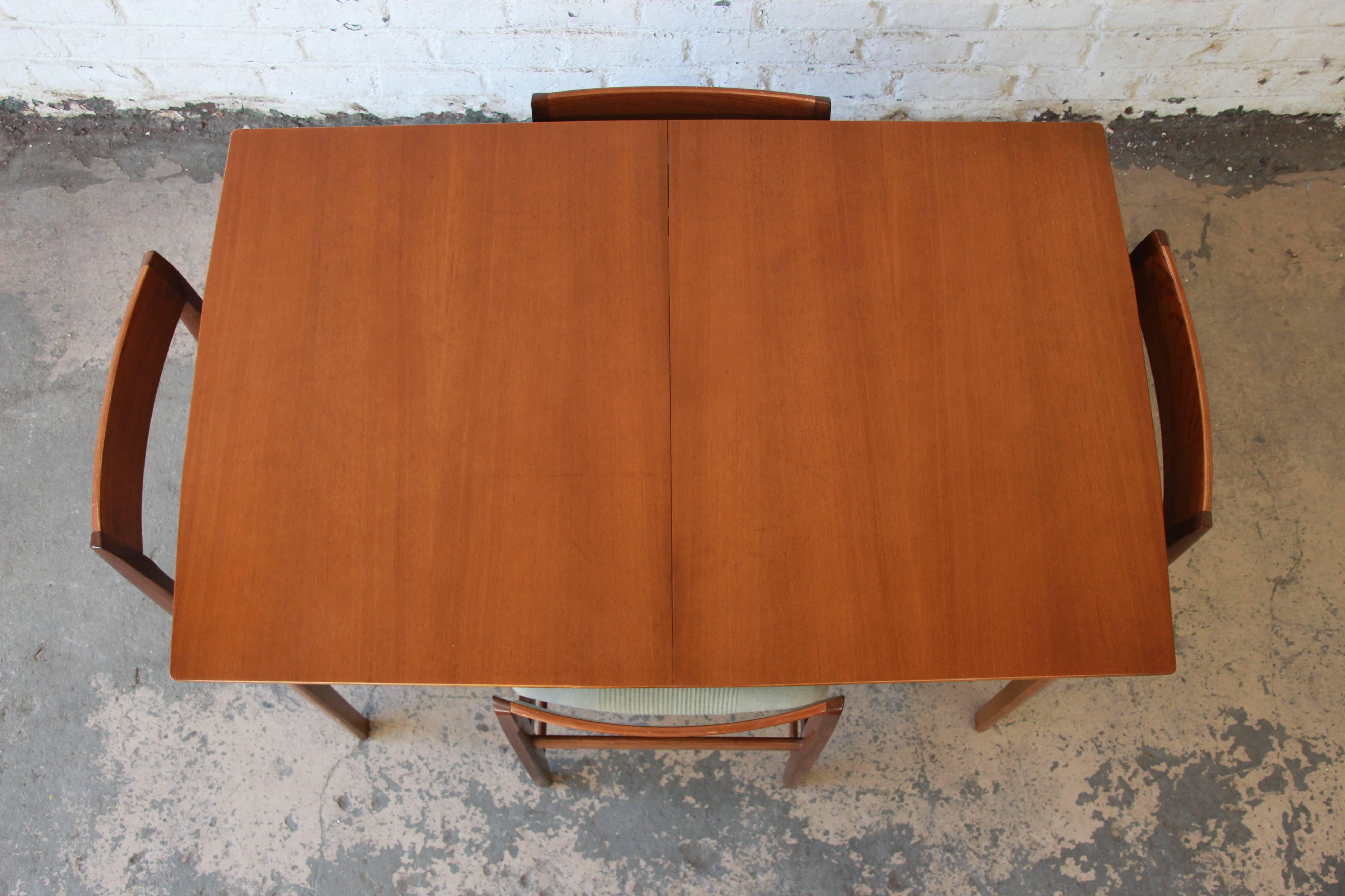 Mid-Century Modern Teak Dining Set by G-Plan In Good Condition In South Bend, IN