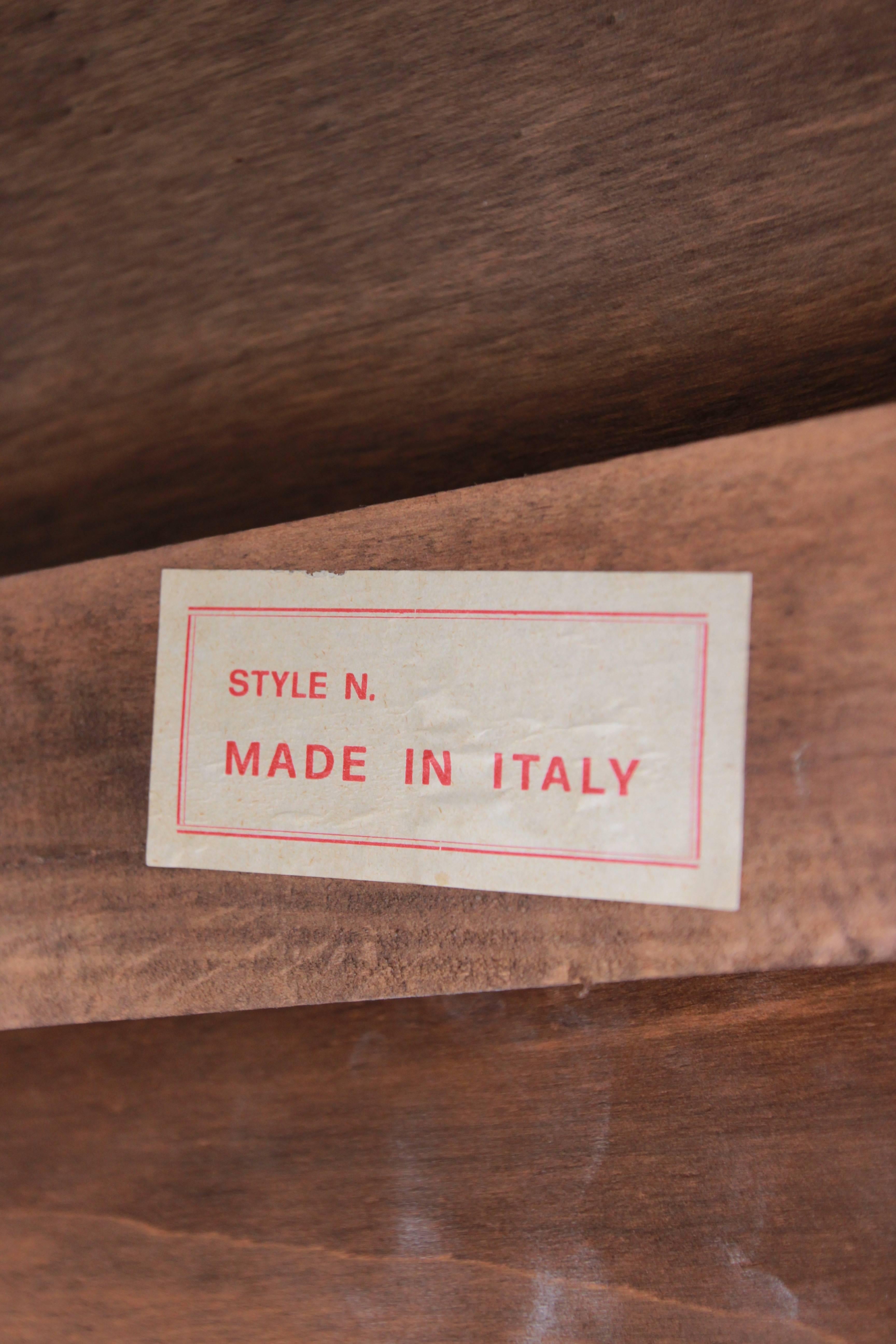 Antique Italian Burl Wood Writing Desk with Cabriole Legs 3
