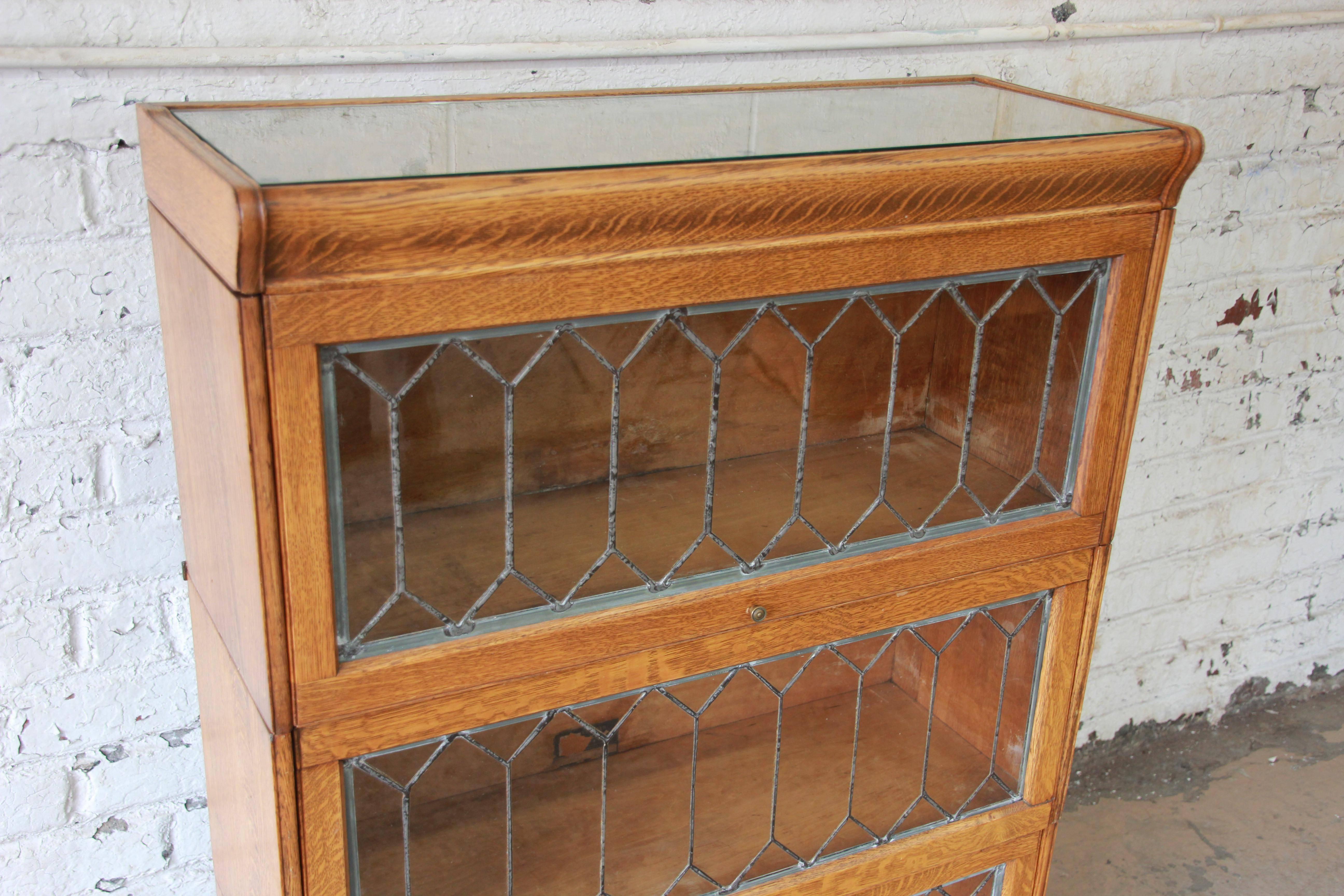 Antique Tiger Oak Three-Stack Barrister Bookcase with Leaded Glass Doors In Good Condition In South Bend, IN