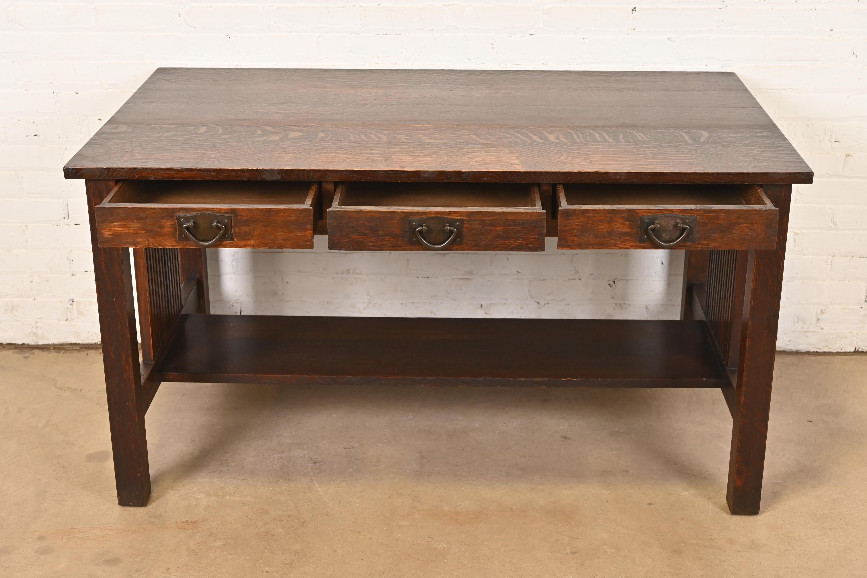 20th Century Gustav Stickley Mission Oak Arts & Crafts Spindle Writing Desk or Library Table For Sale