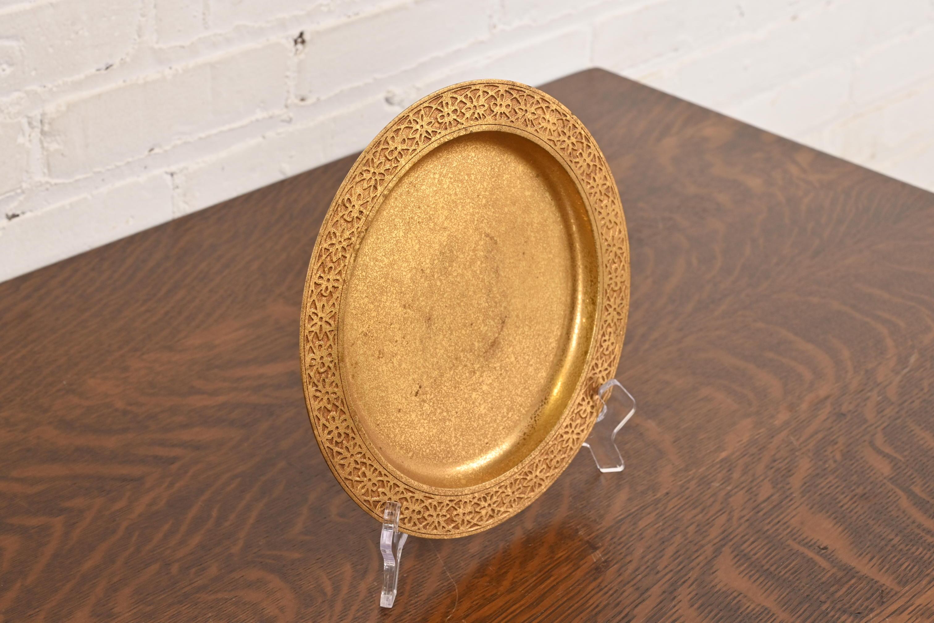 Tiffany Studios New York Bronze Doré Teller oder Ladegerät im Angebot 1