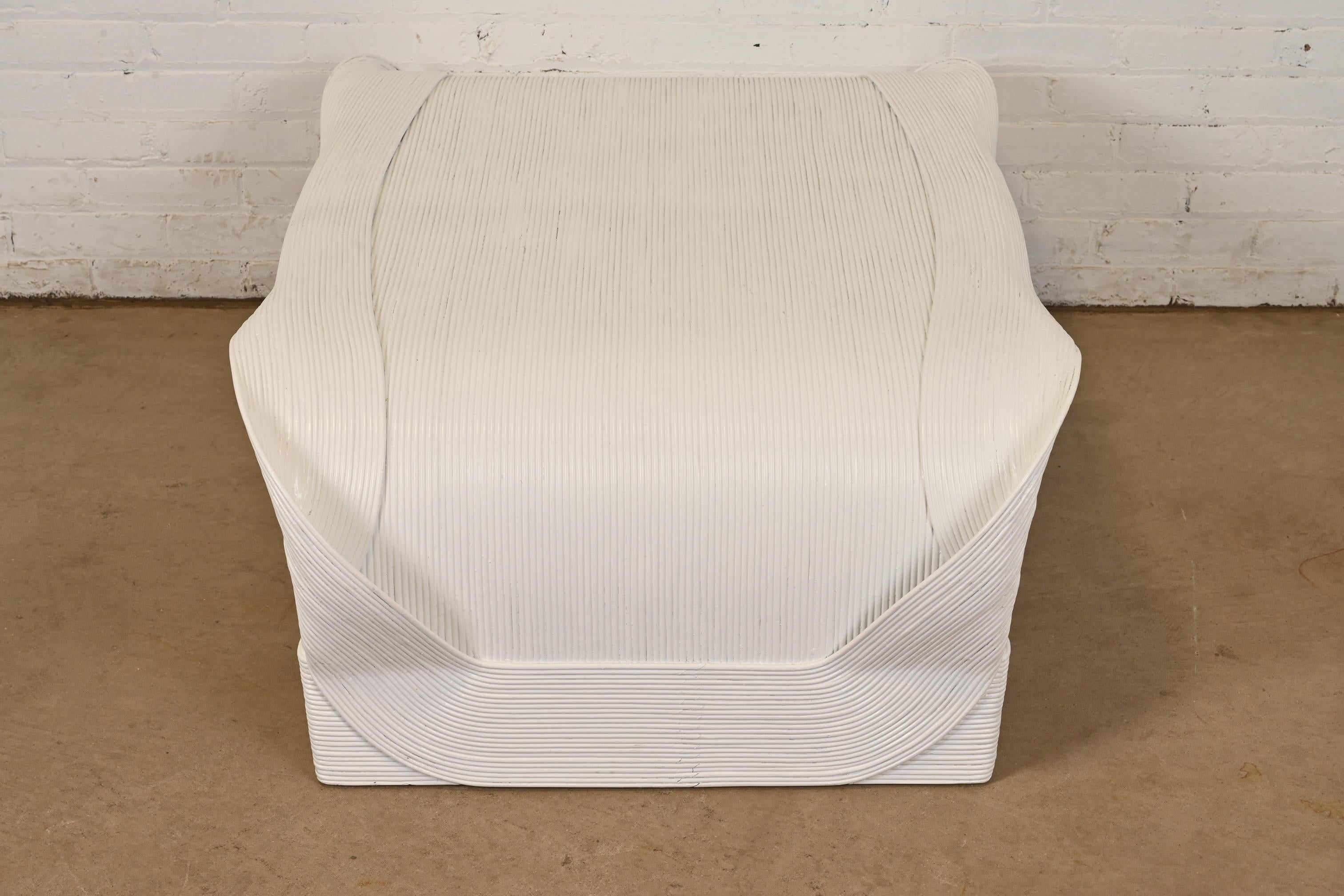Betty Cobonpue Collection Sultura Table basse ou Cocktail en rotin Split Reed en vente 2