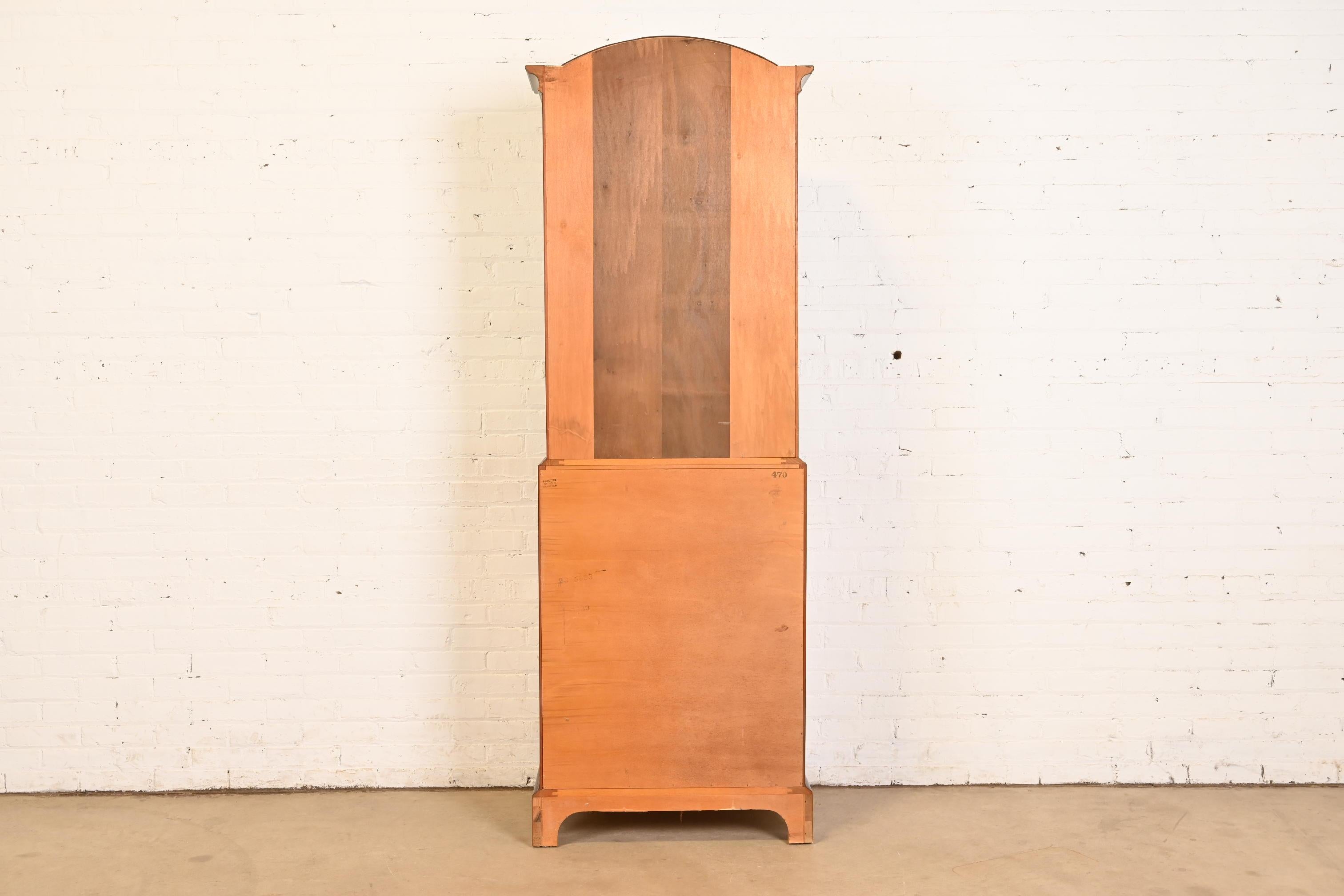 Henredon Georgian Banded Oak Drop Front Secretary Desk With Bookcase Hutch For Sale 8
