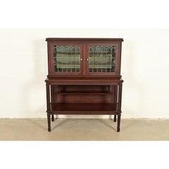 Credenza in mogano intagliato in stile Arts & Crafts d'epoca di Charles Rohlfs, 1900 circa