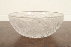 Ciotola in cristallo smerigliato Art Déco "Pinsons" di Lalique
