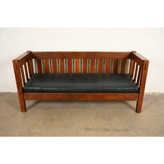 Harden Furniture Antique Mission Oak Arts & Crafts Settle Sofa, Circa 1910