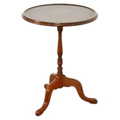 Imperial Furniture Georgian Mahogany Pedestal Tea Table, Circa 1930s