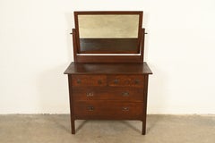 Stickley Brothers Antique Mission Oak Arts & Crafts Dresser, Circa 1910