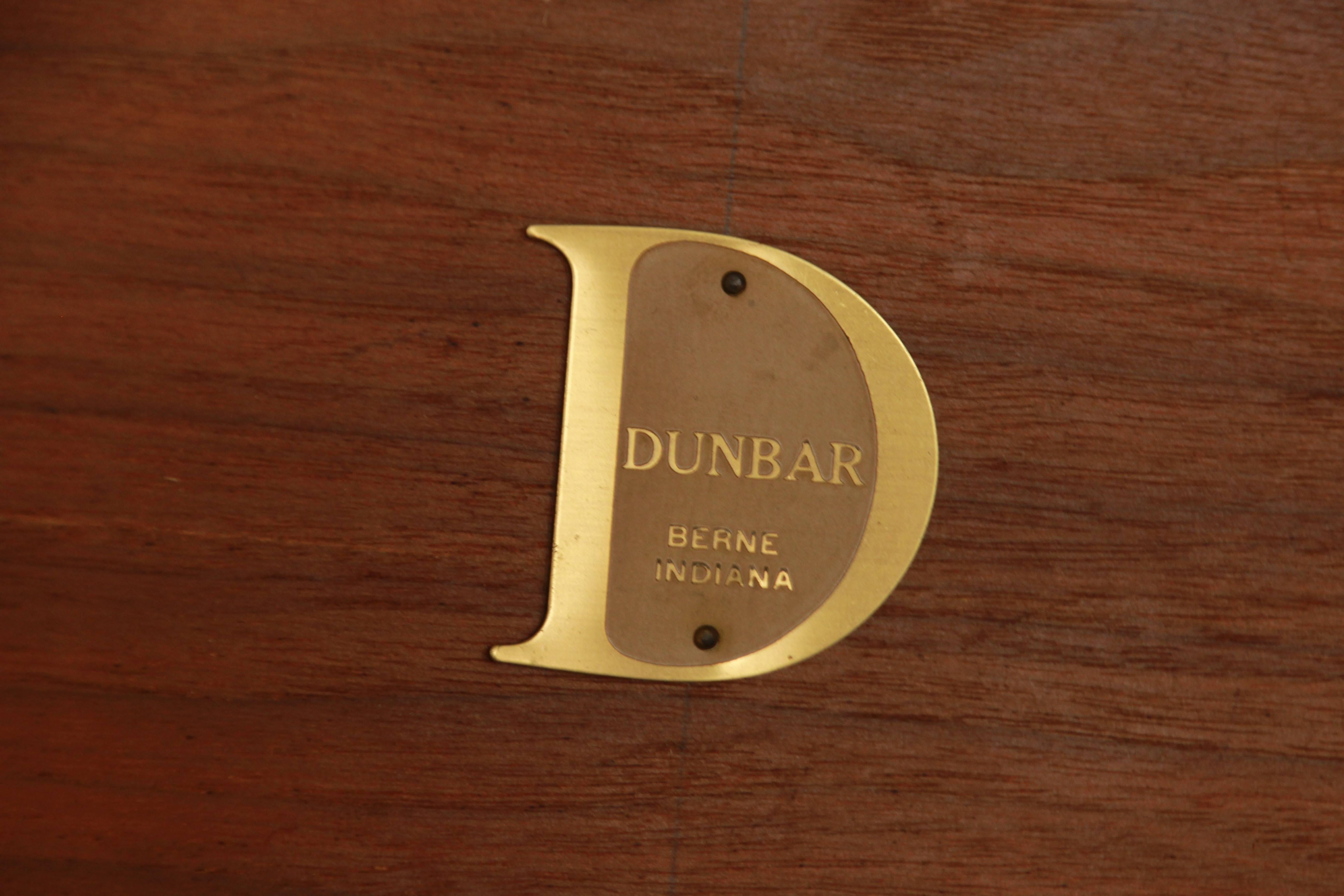 Edward Wormley for Dunbar Mid-Century Walnut Sculptural Extension Dining Table 4
