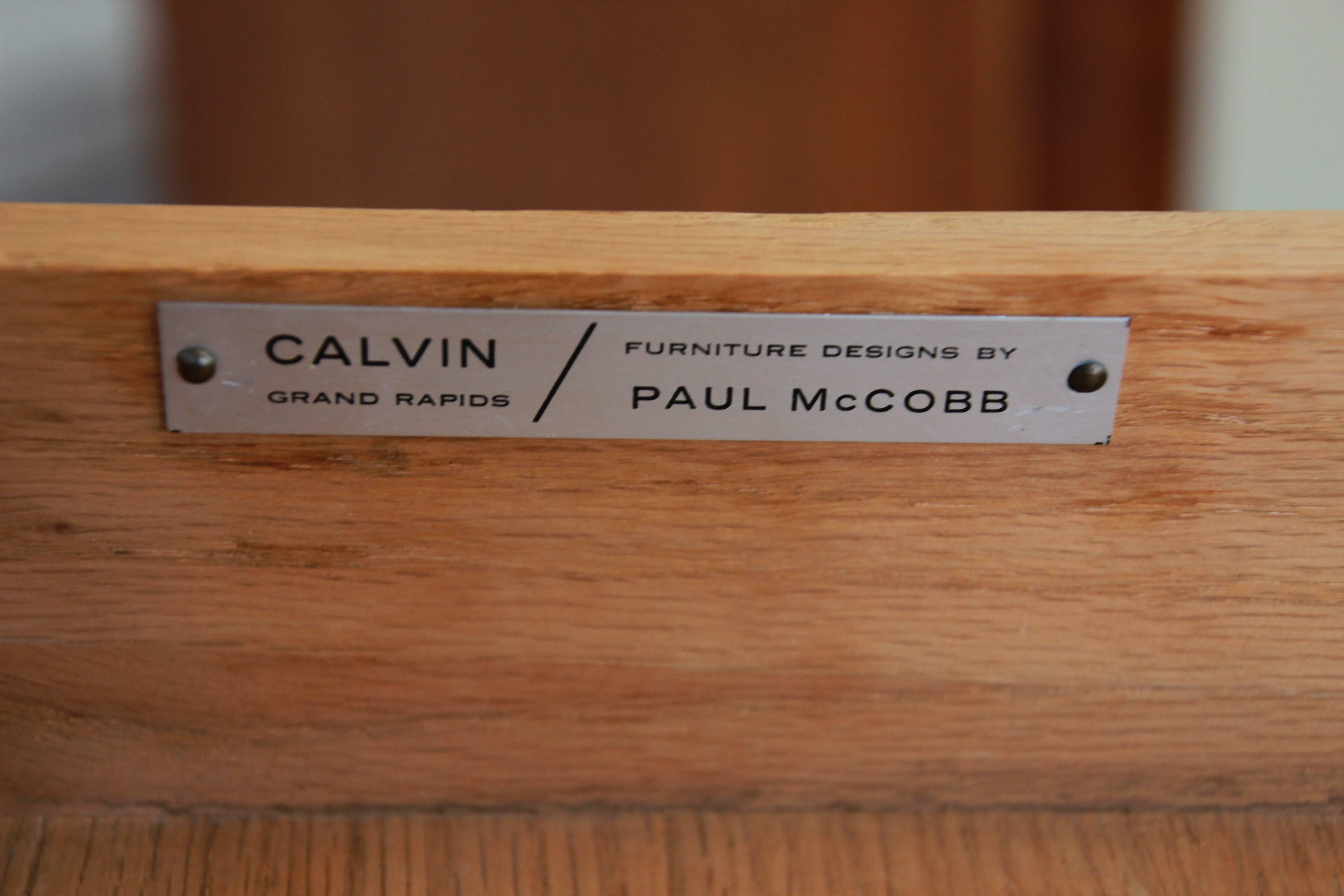 Paul McCobb for Calvin Mid-Century Modern Walnut Credenza 4