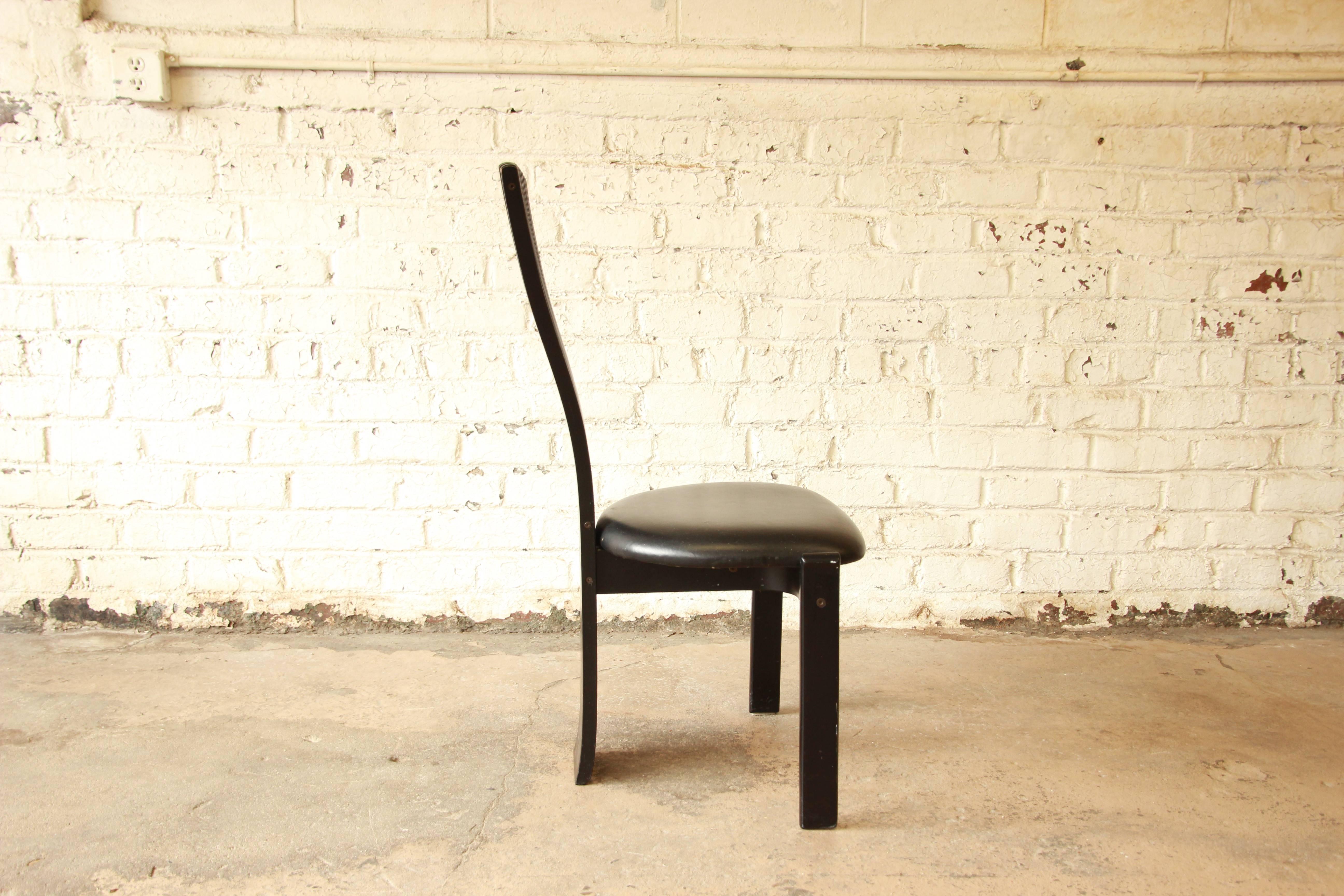 Scandinavian Modern TOTEM Chairs by Torstein Nilsen for Westnofa, Set of Four 1