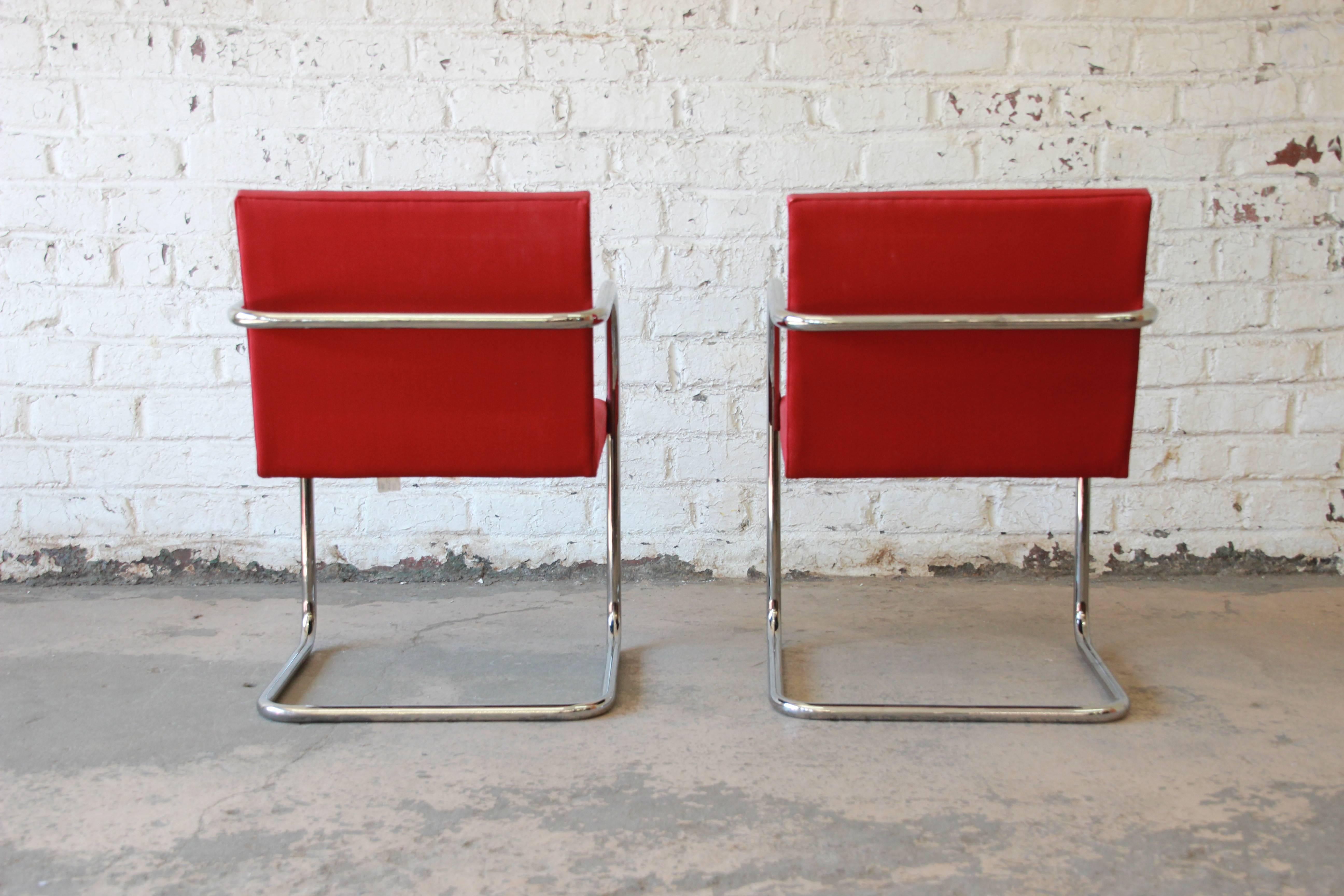 20th Century Pair of Mies Van Der Rohe Brno Chairs for Knoll International