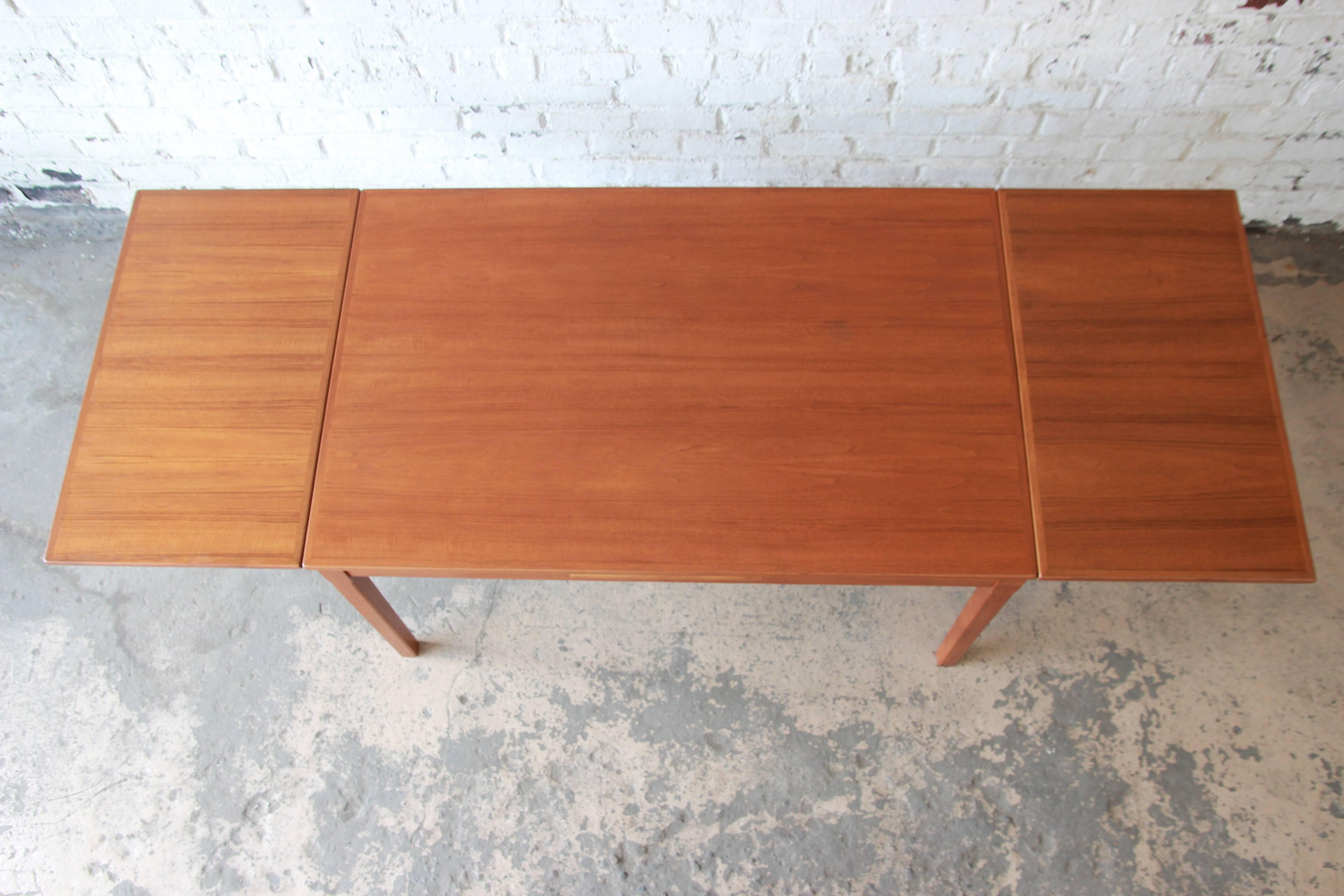 Johannes Andersen Style Danish Modern Teak Extension Dining Table, 1960s 5