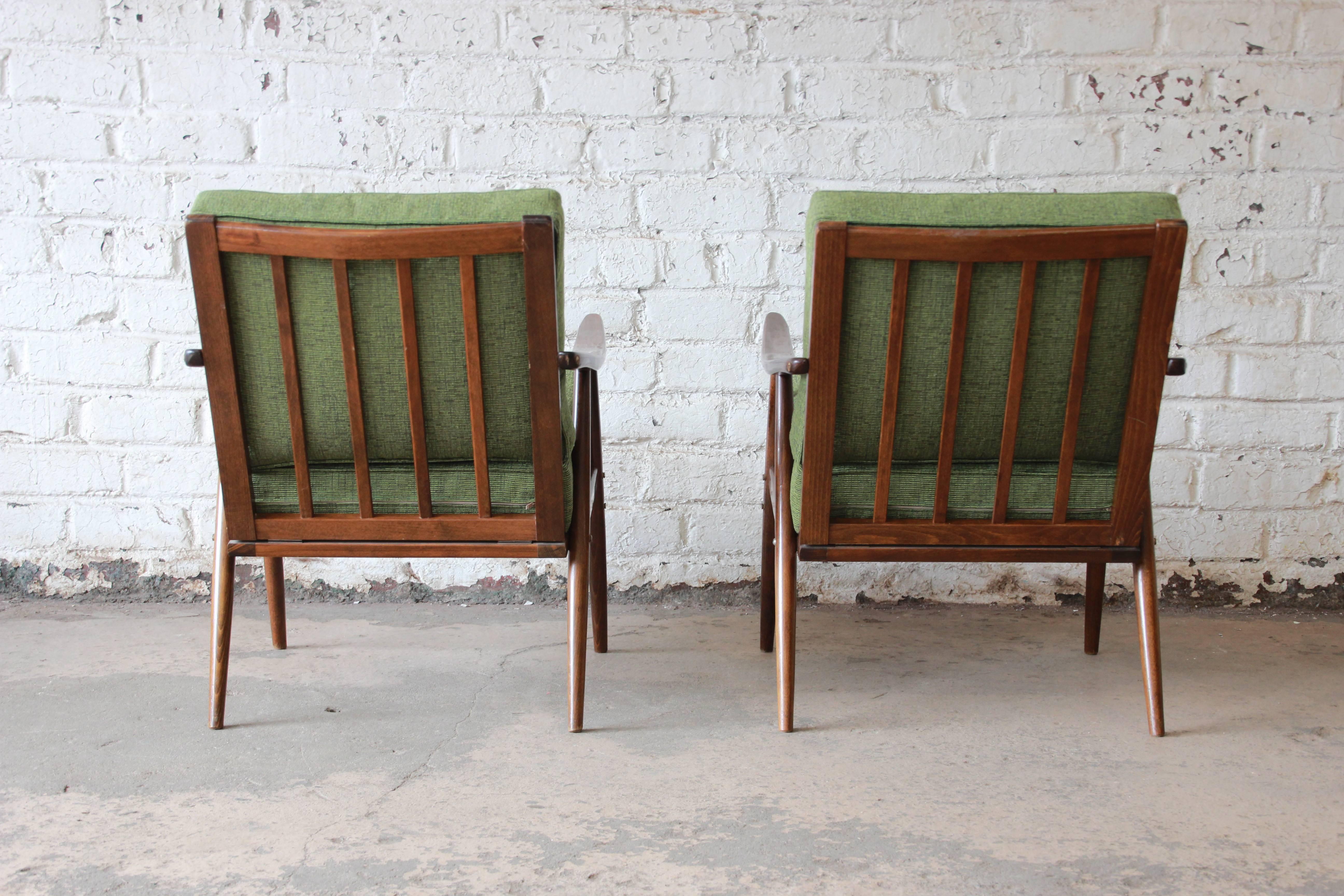 Mid-20th Century Pair of Mid-Century Modern Walnut Lounge Chairs by Ligna, circa 1950