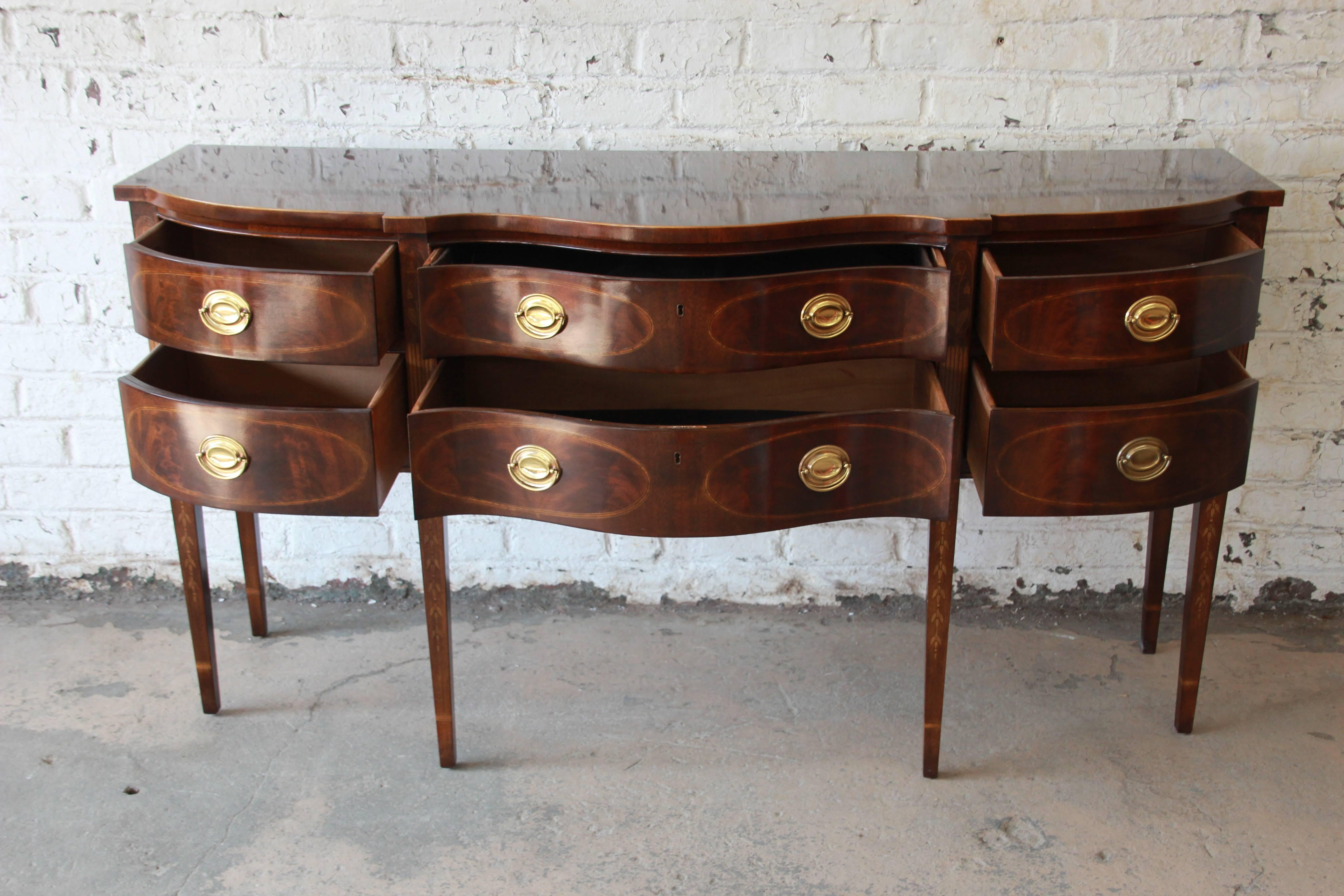 Hepplewhite Drexel Heritage Heirlooms Collection Inlaid Mahogany Sideboard