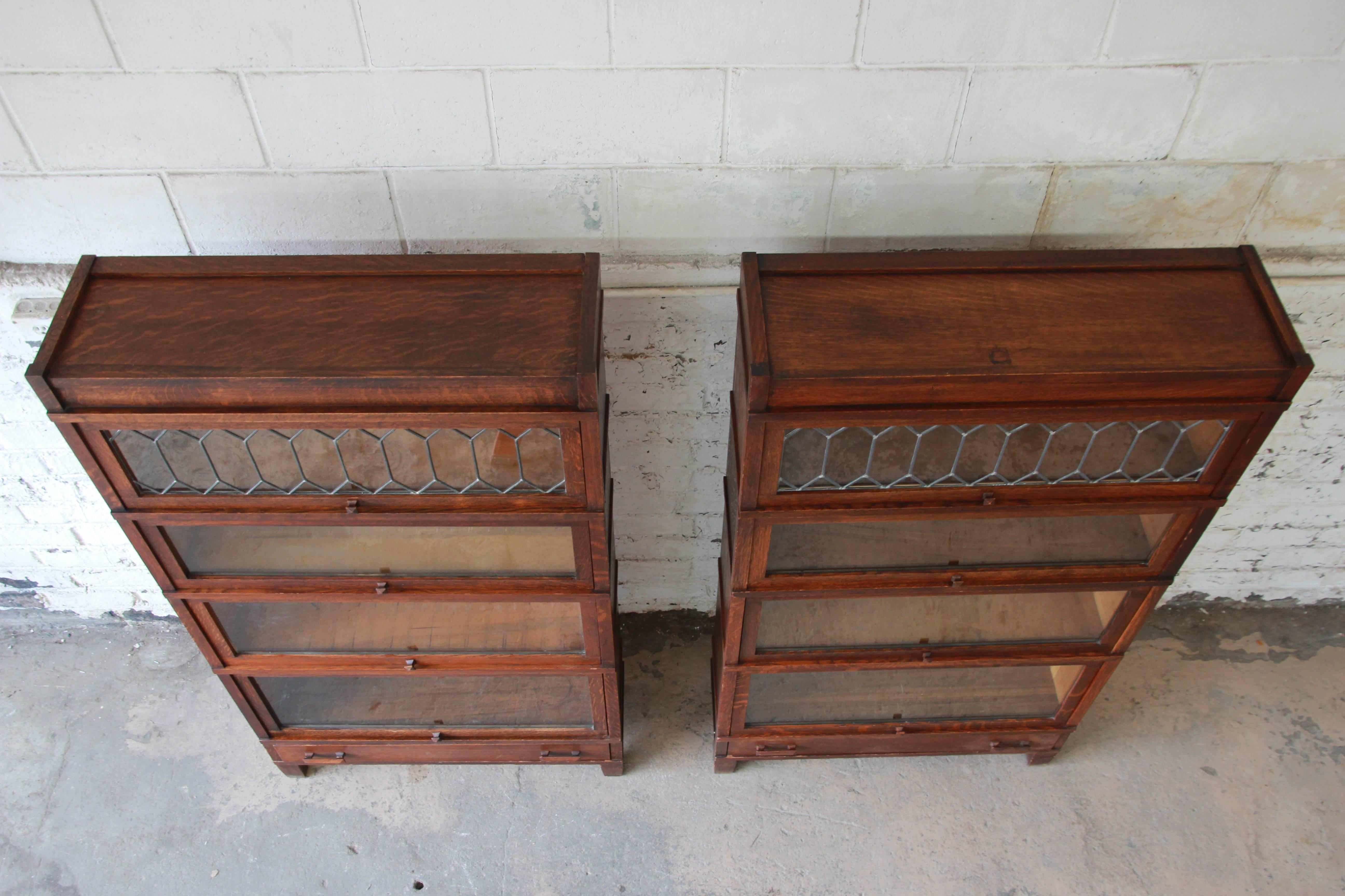 Arts and Crafts Antique Oak Barrister Bookcases with Leaded Glass Doors by Globe-Wernicke, Pair