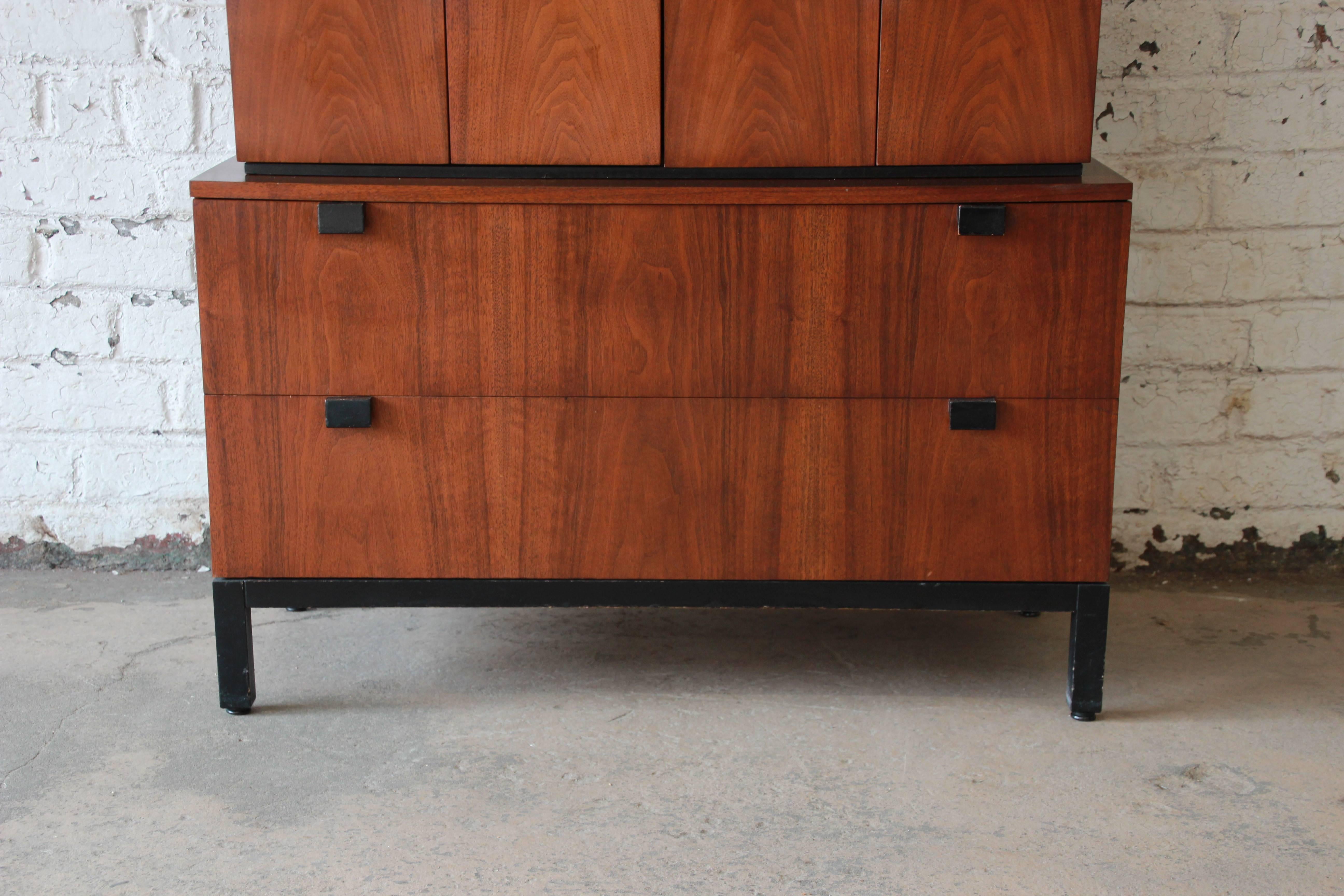 Milo Baughman for Directional Walnut Gentleman's Chest In Good Condition In South Bend, IN