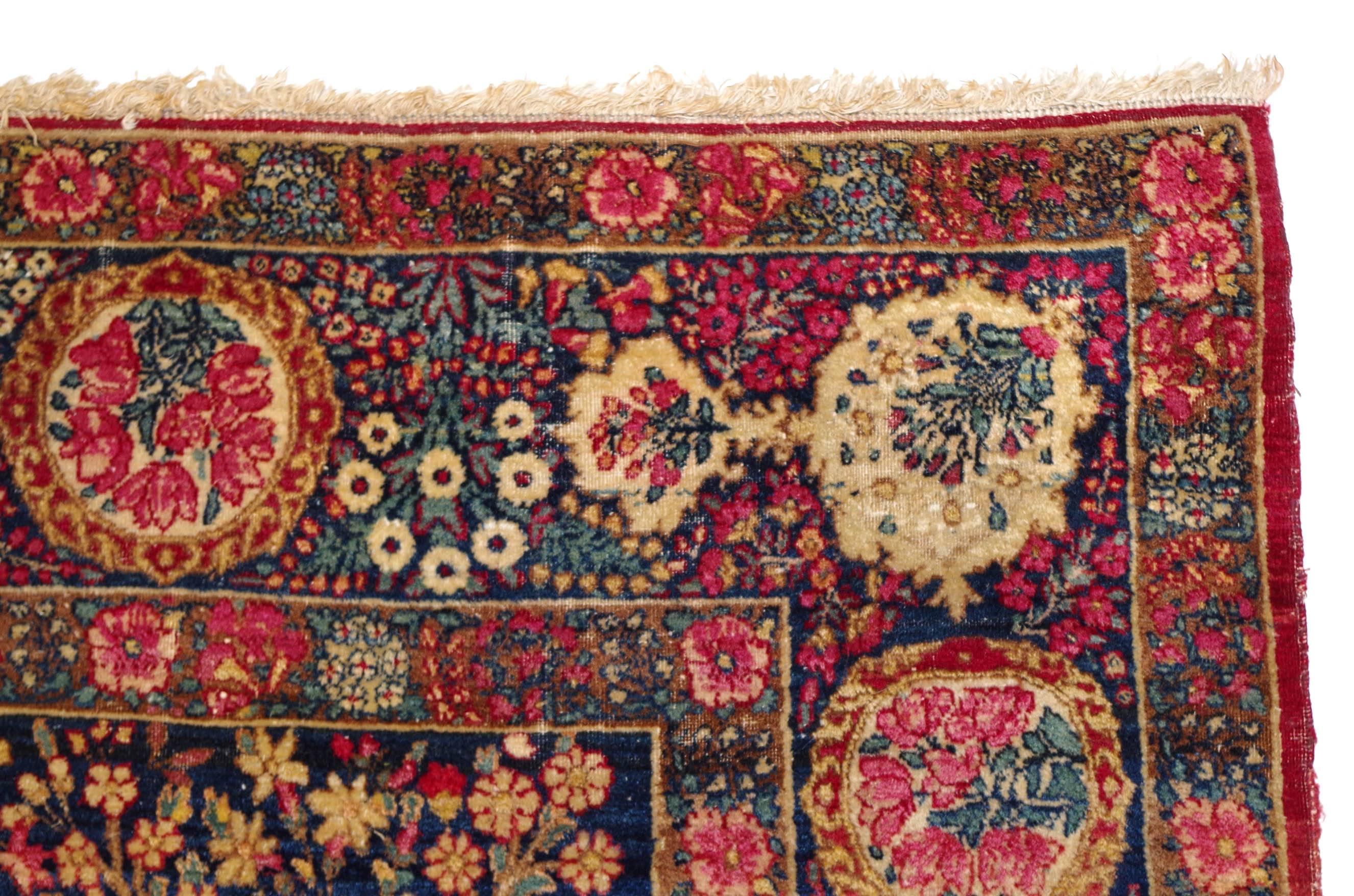 Early 19th Century Persian Kirman In Good Condition For Sale In Sydney, AU