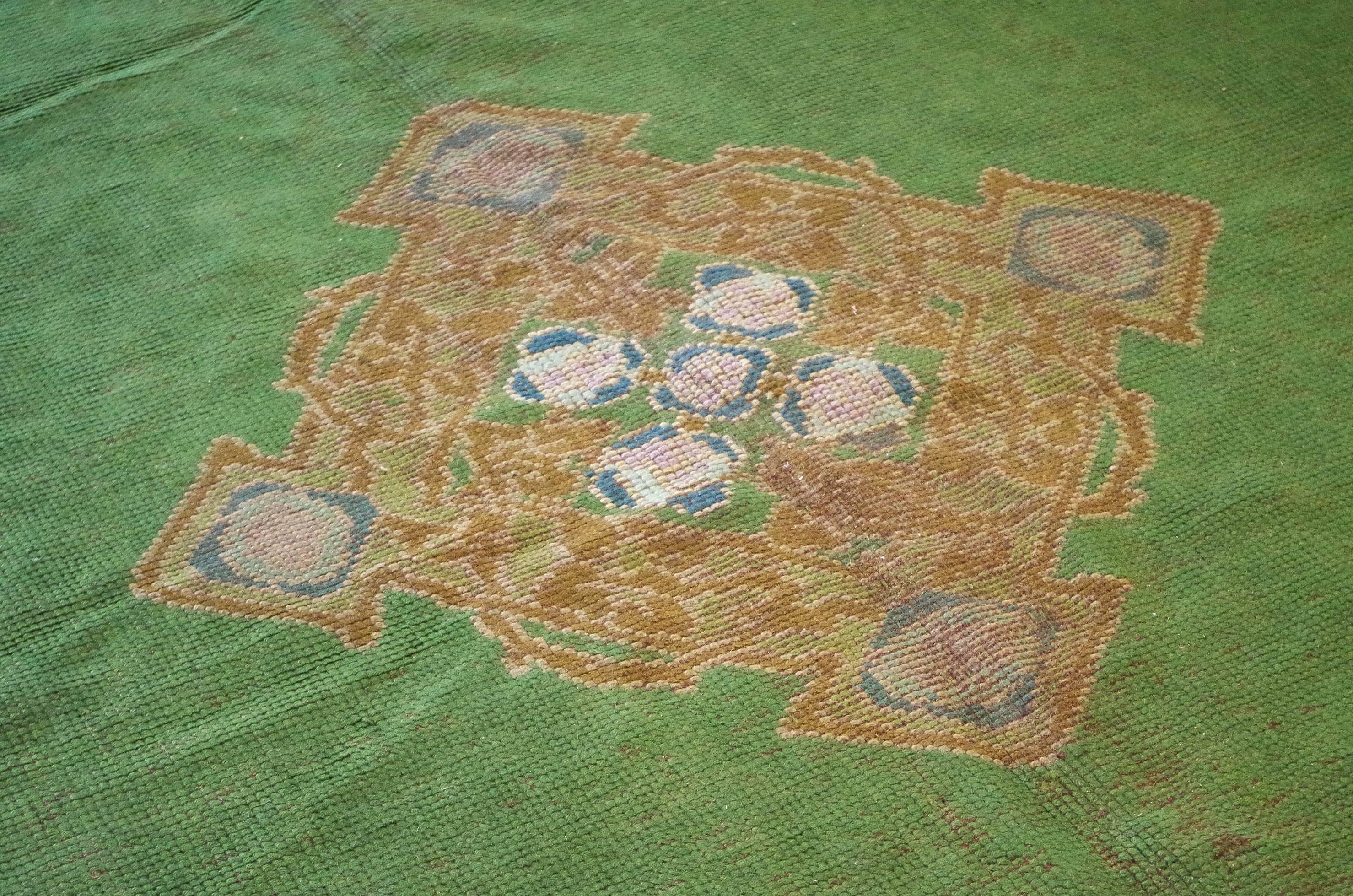 Late 19th Century Arts & Crafts Carpet In Fair Condition For Sale In Sydney, AU