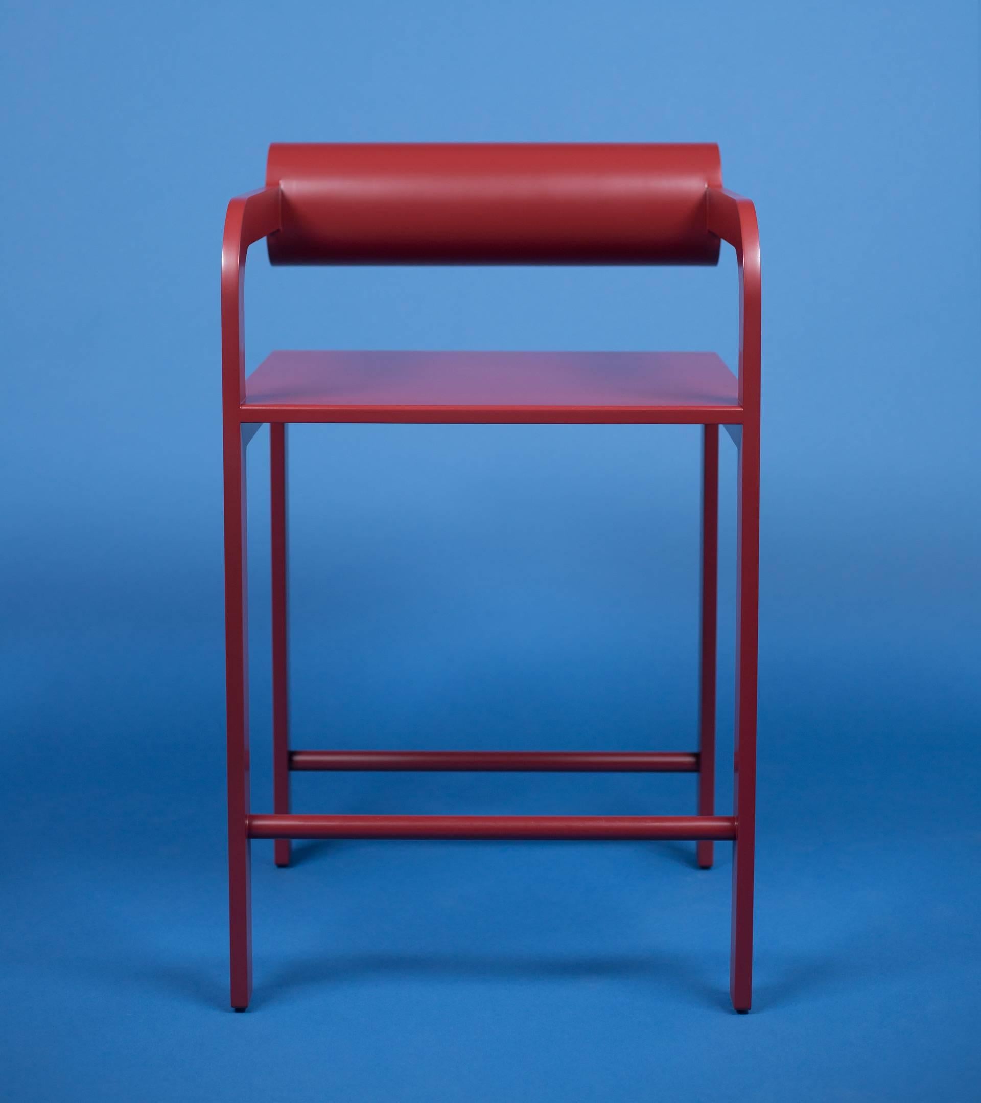 Waka Waka Contemporary Indigo Blue Lacquer Cylinder Back Accent High Armchair (21. Jahrhundert und zeitgenössisch) im Angebot