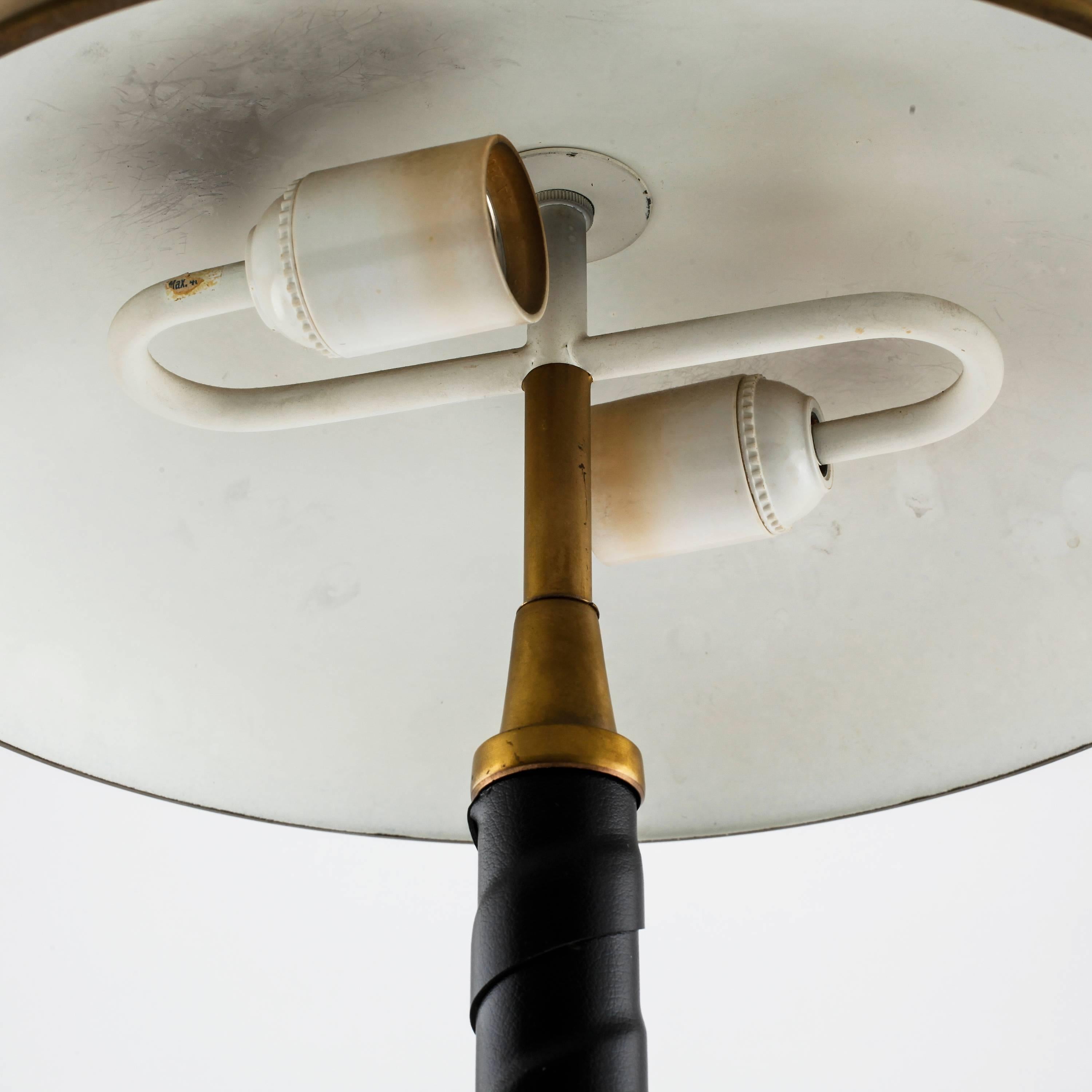 Scandinavian Modern Table Lamp by Einar Backstrom In Good Condition In Madrid, ES