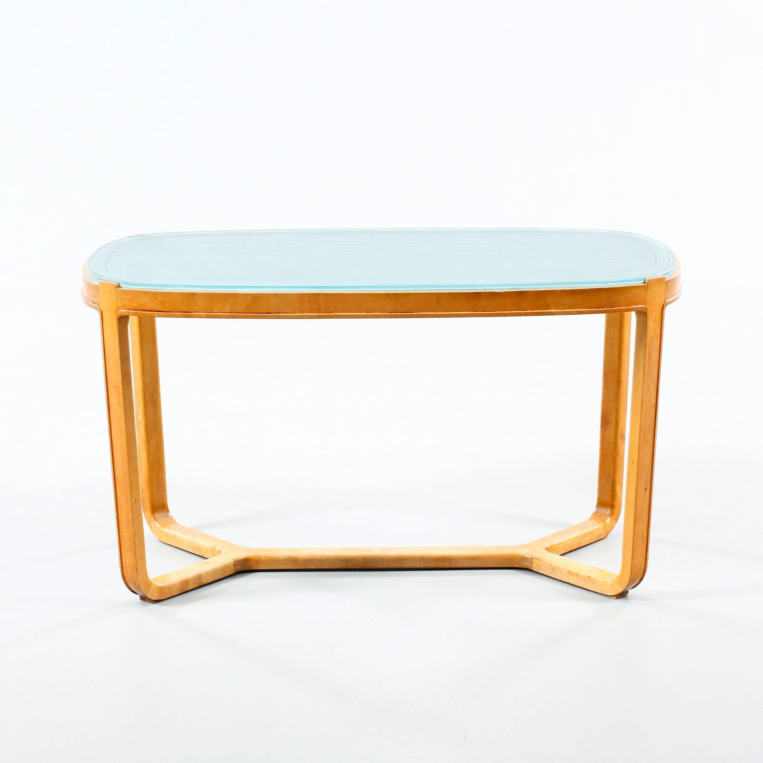 Art Deco coffee table model '103' produced by Bodafors Svenska Möbelfabriken in Sweden in 1930. Made in birchwood and new clear glass top (not in the picture).