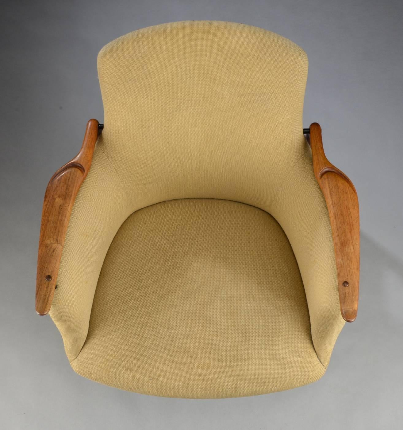 Finn Juhl Rare Lounge Chair Model FJ53 in Rosewood 1