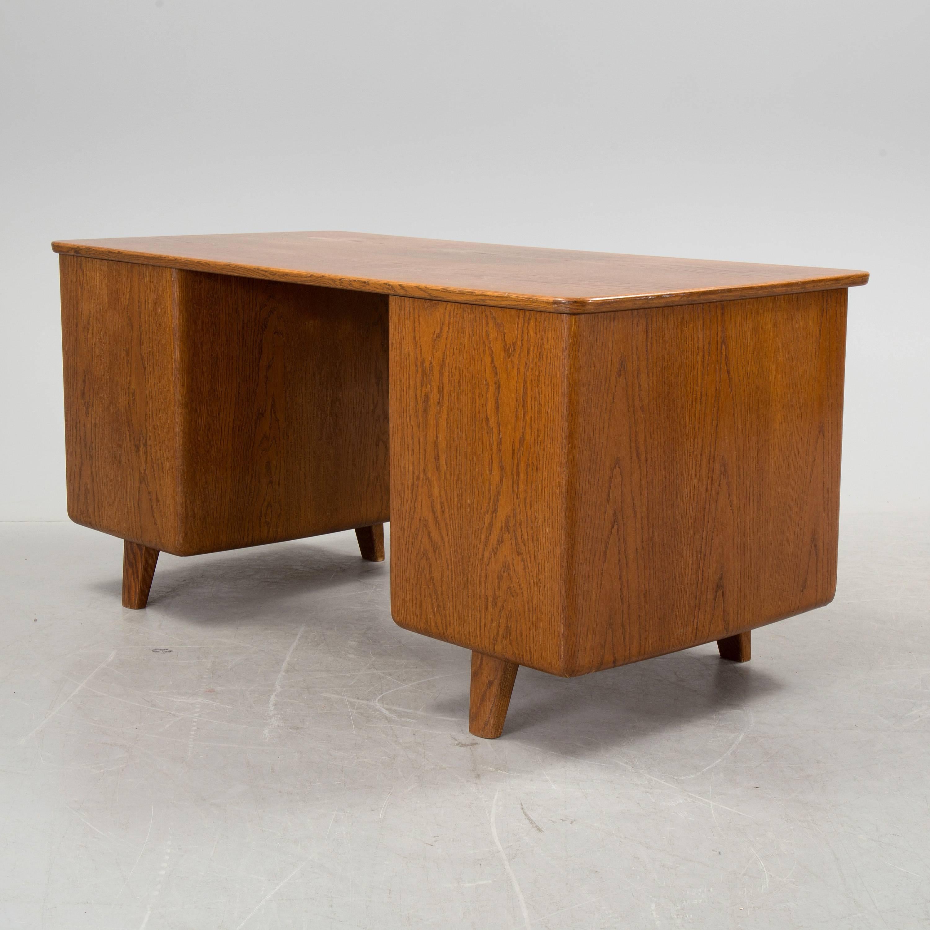 20th Century Swedish Art Deco Desk and Swivel Chair by Gunnar Ericsson for Facit Atvidaberg