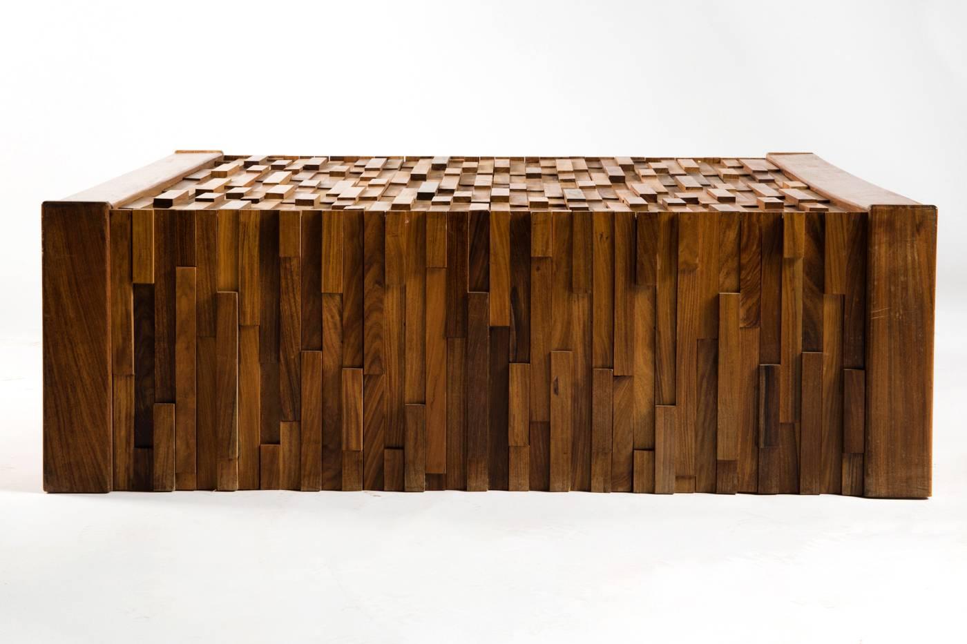 Brazilian modern large coffee table or side table, designed by Percival Lafer for Lafer Furniture Sao Paulo. Construction with frame in darker tropical Brazilian wood, filling of oiled bars of Jacaranda wood.
