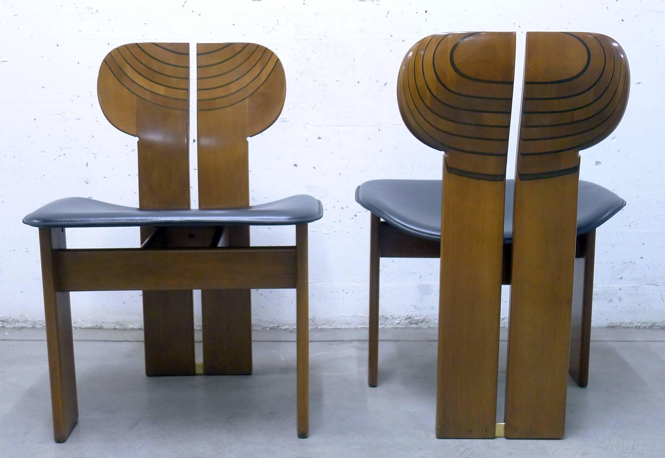 Pair of Africa Chairs by Afra and Tobia Scarpa, Maxalto Artona Series In Good Condition In Geneva, CH
