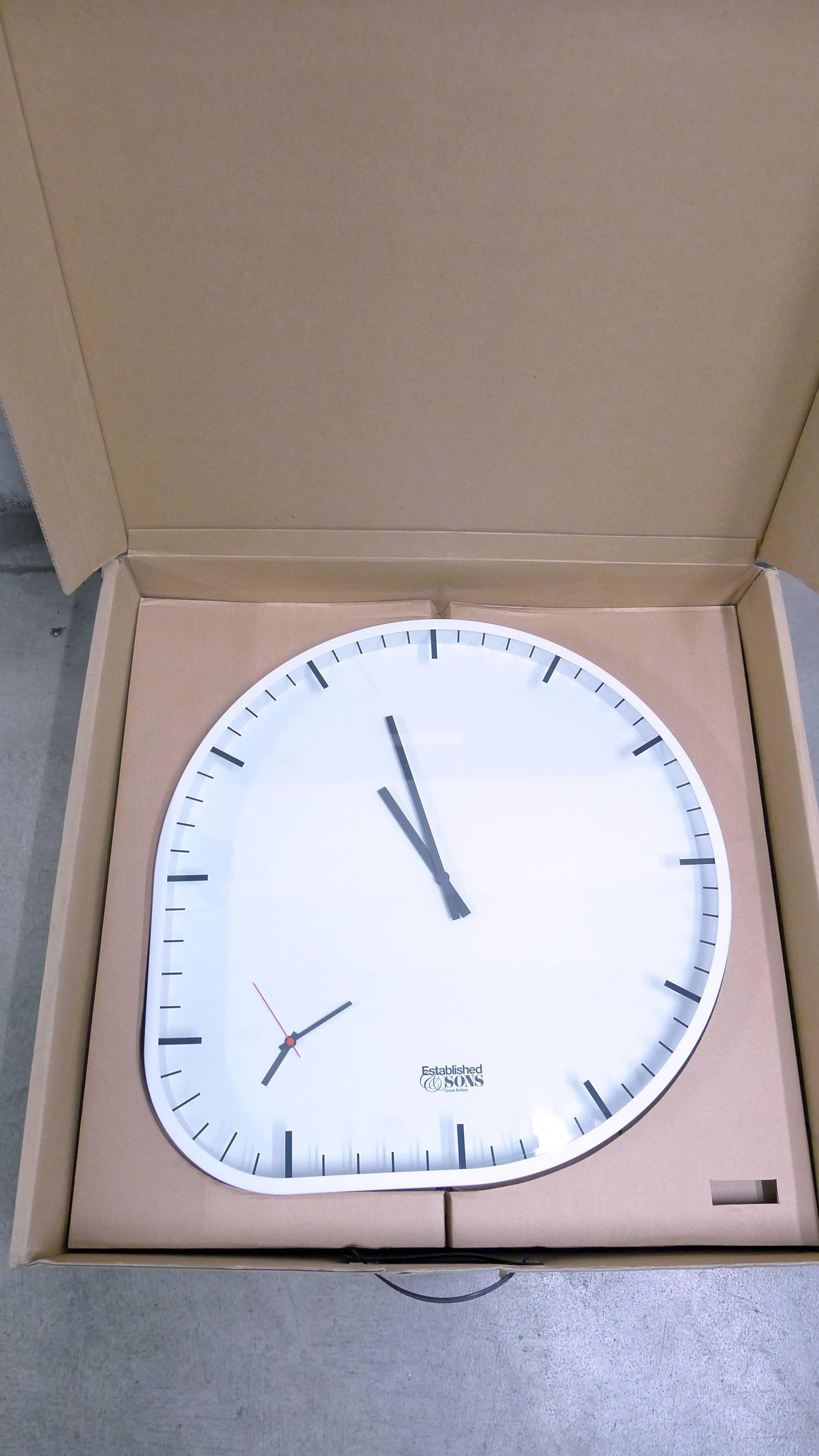 Large white wall clock "Two Timer" designed by Sam Hecht for Established & Sons, London
With two time zones
Out of edition, brand new in original box.
 