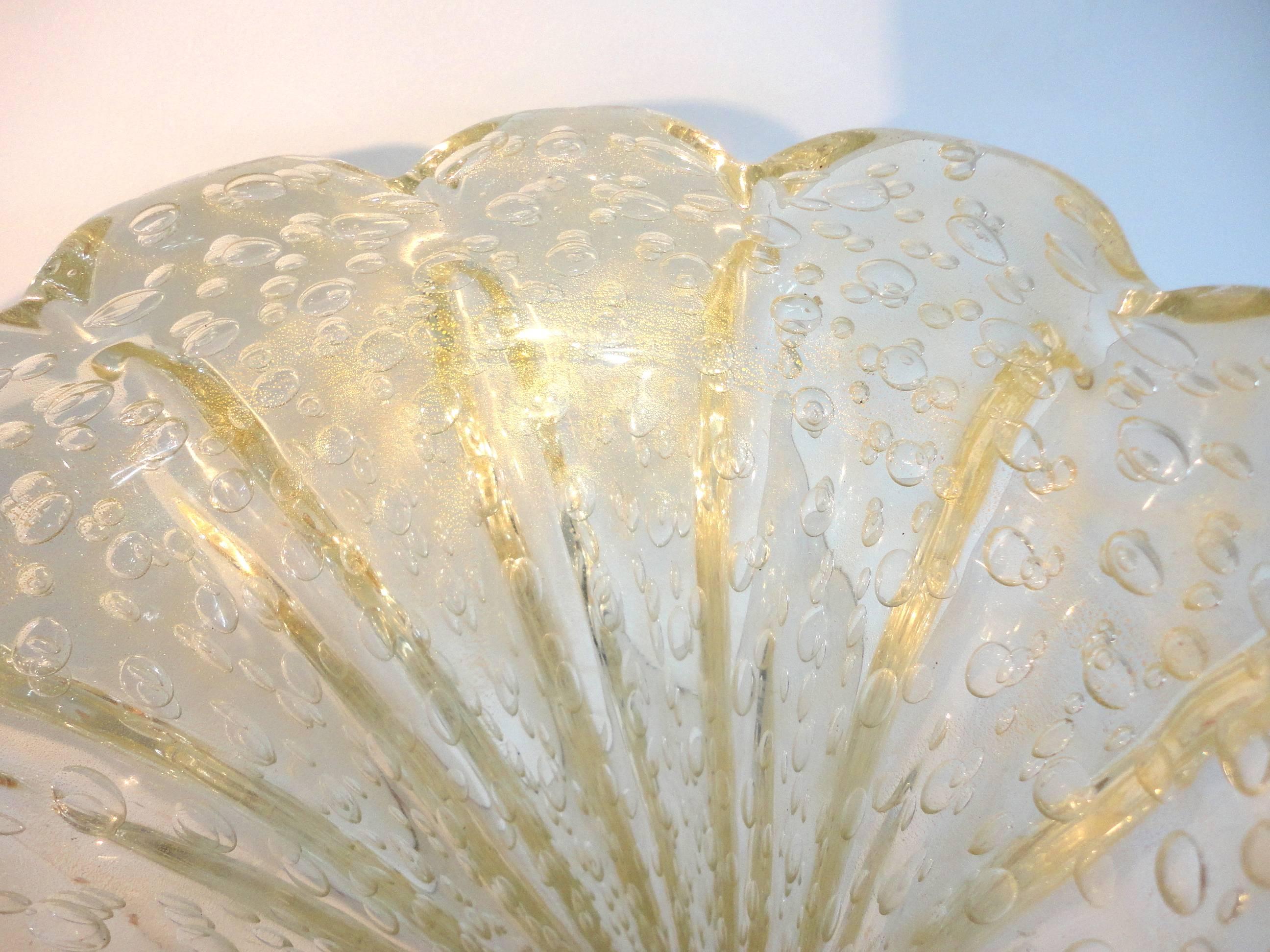 Hand-Crafted Large Mid-Century Barovier & Toso Cordonato D'oro Glass Vase, Murano, 1950s