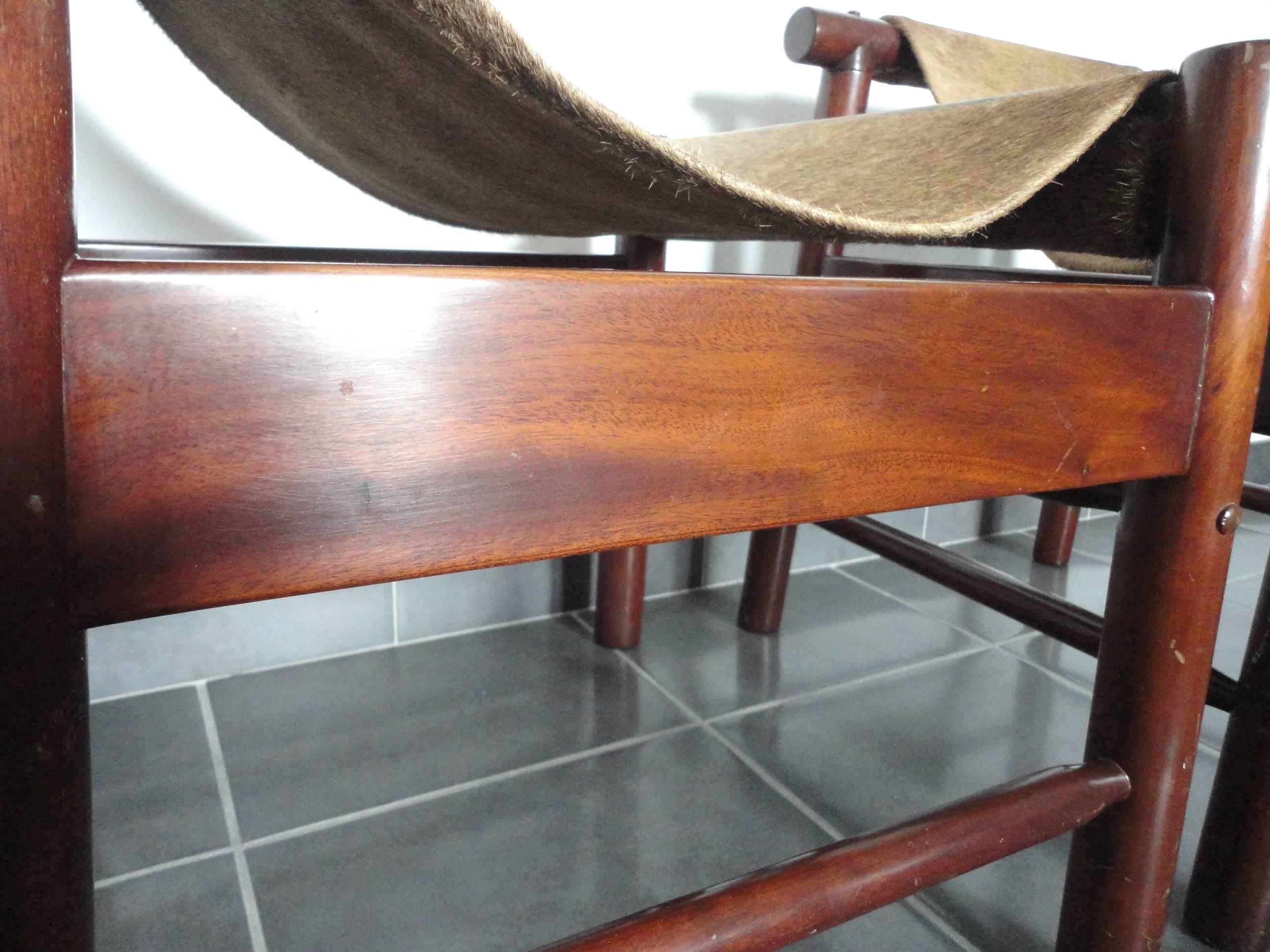 Dujo Cuba Pair of Architectural Stools in Mahogany and Goat Skin, 1970s 2