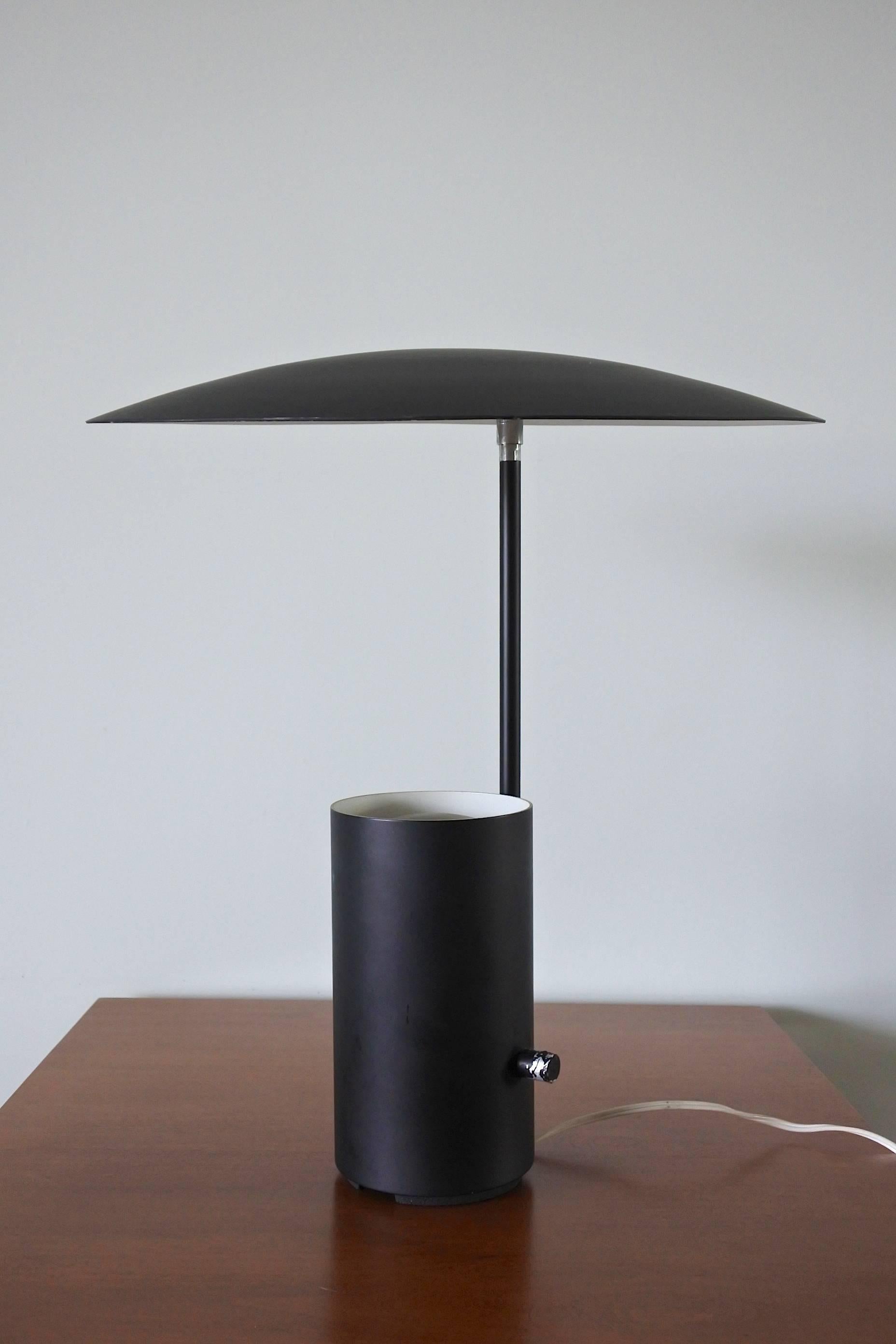 half nelson table lamp