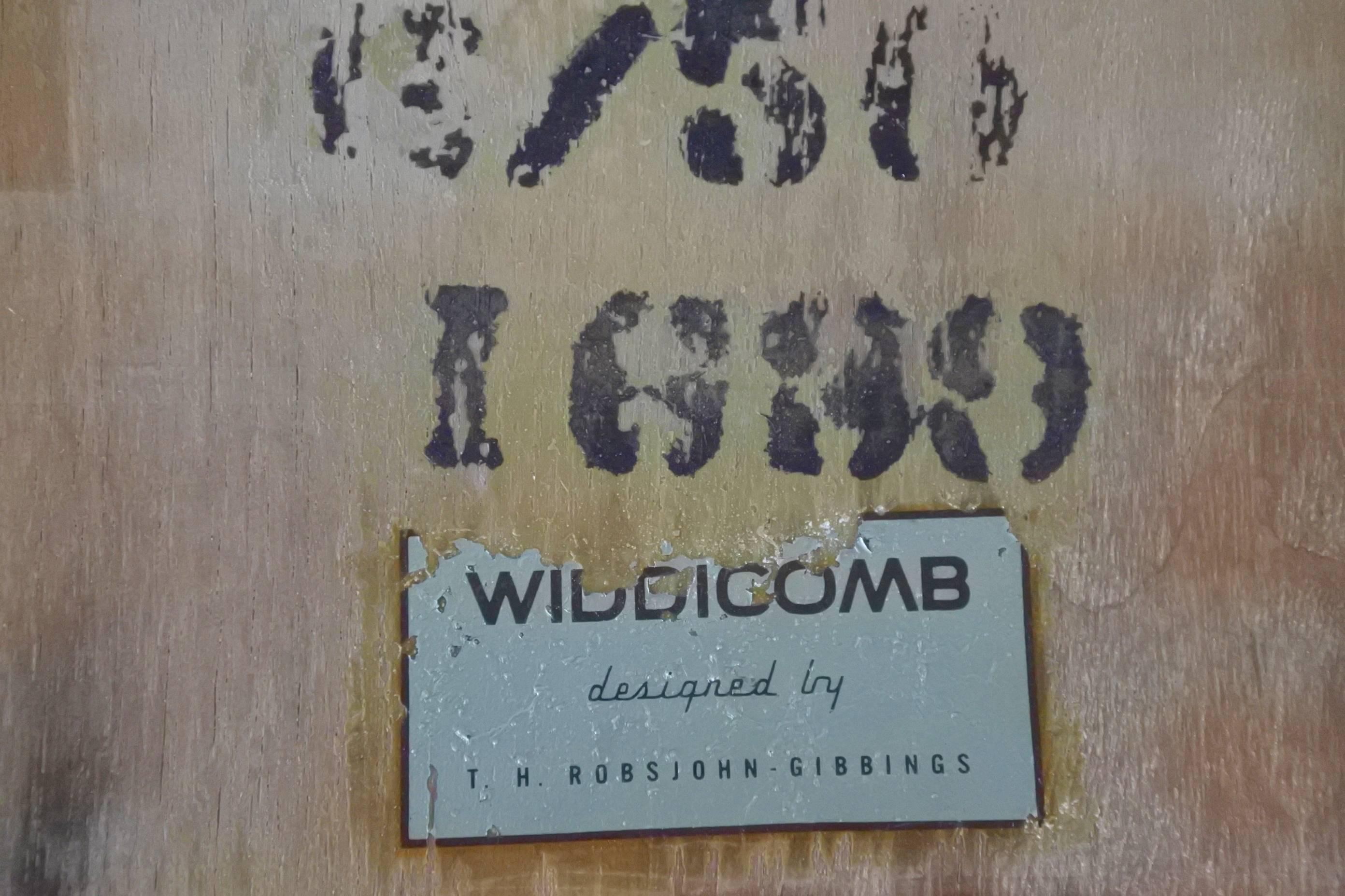 T.H. Robsjohn-Gibbings Midcentury Set of Nesting Tables by Widdicomb, USA, 1950s 2