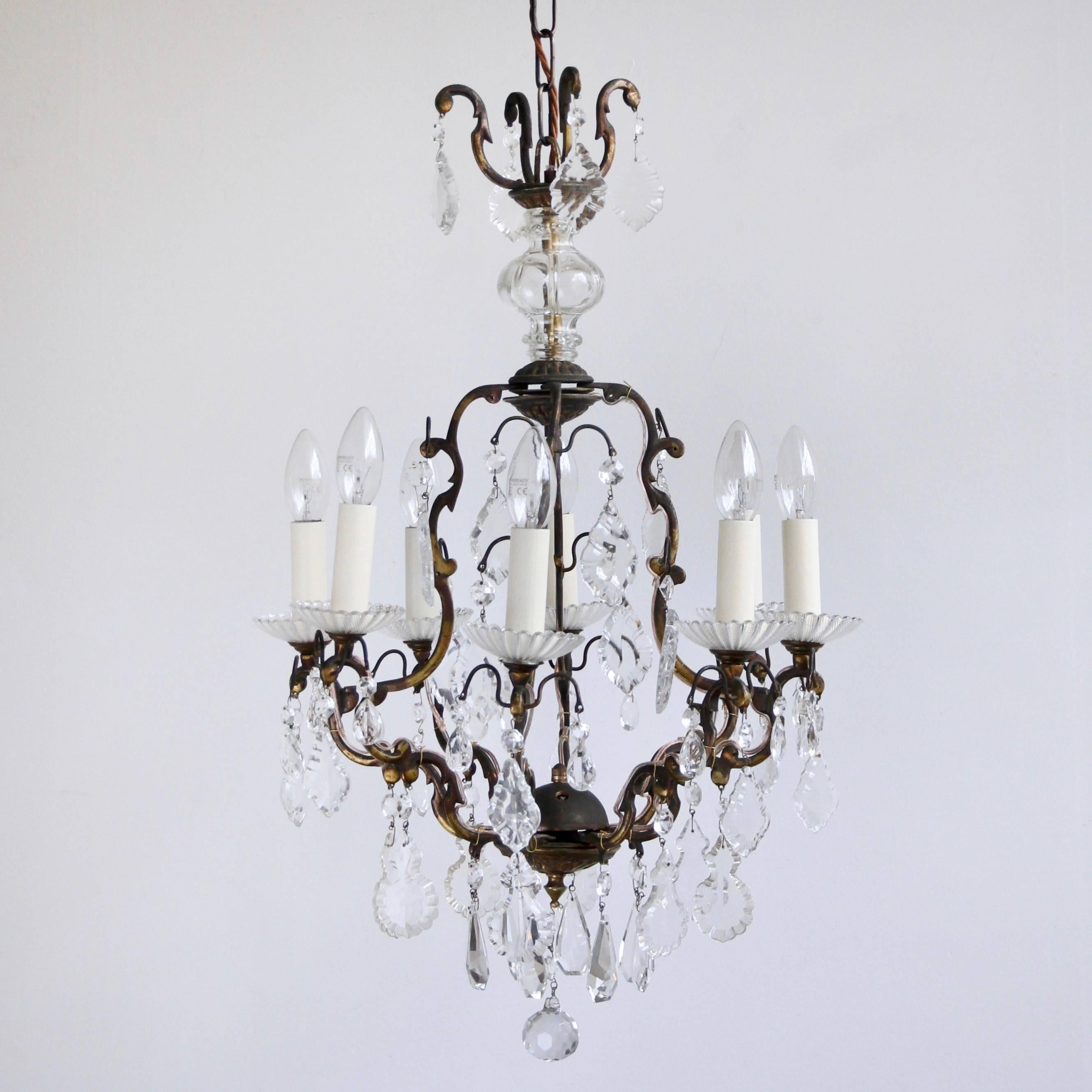 Italian Delicate Early 1900s Brass Birdcage Chandelier with Glass Bobeche Pans