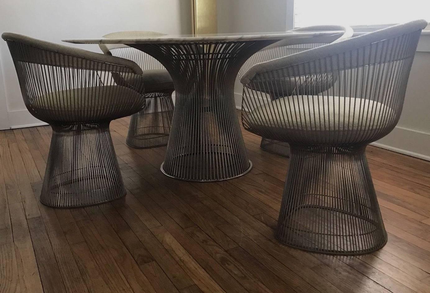 Knoll International Warren Platner Dining Set, Marble Table & Four Chairs, 1970s In Excellent Condition In Basel, CH