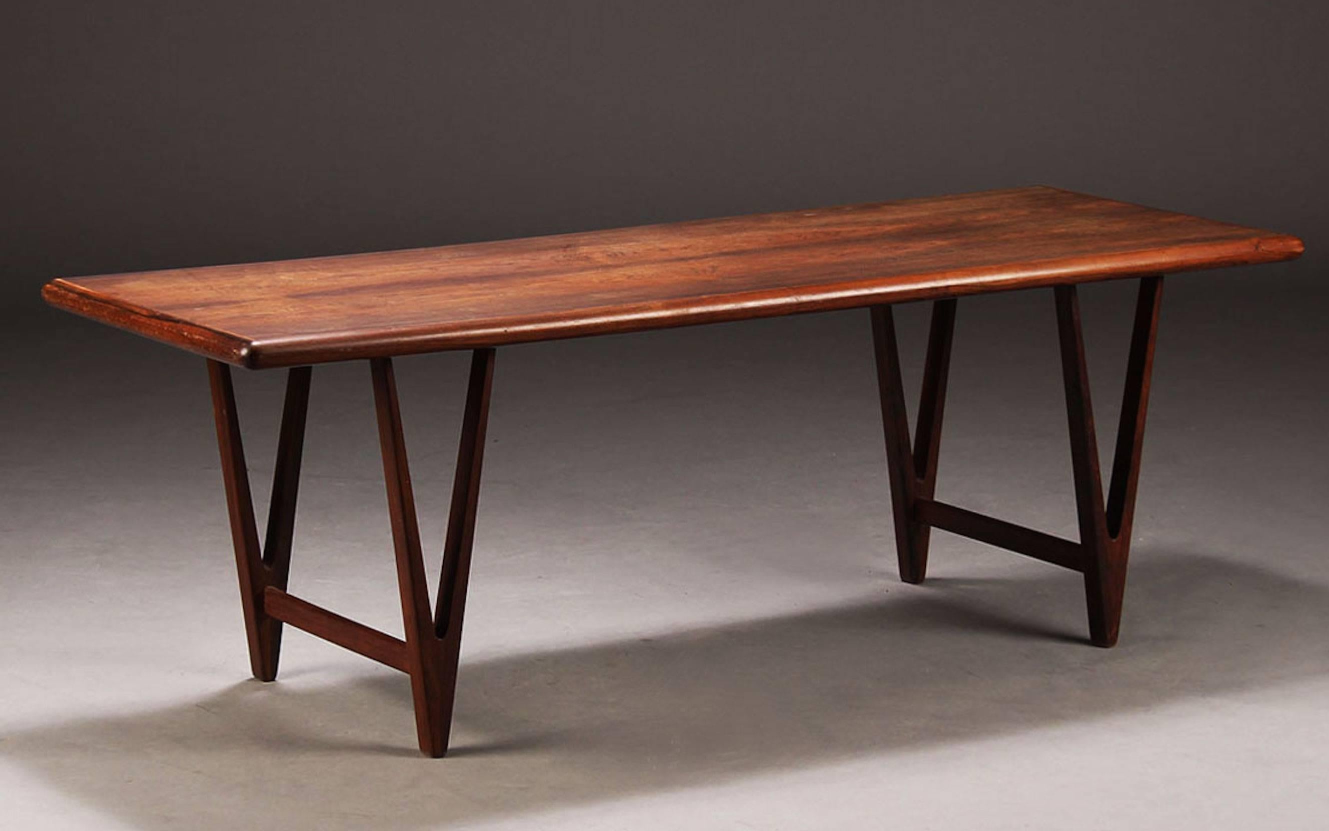 Scandinavian Modern Large Danish Rosewood Coffee Table by E. W. Bach for Toften Møbelfabrik For Sale