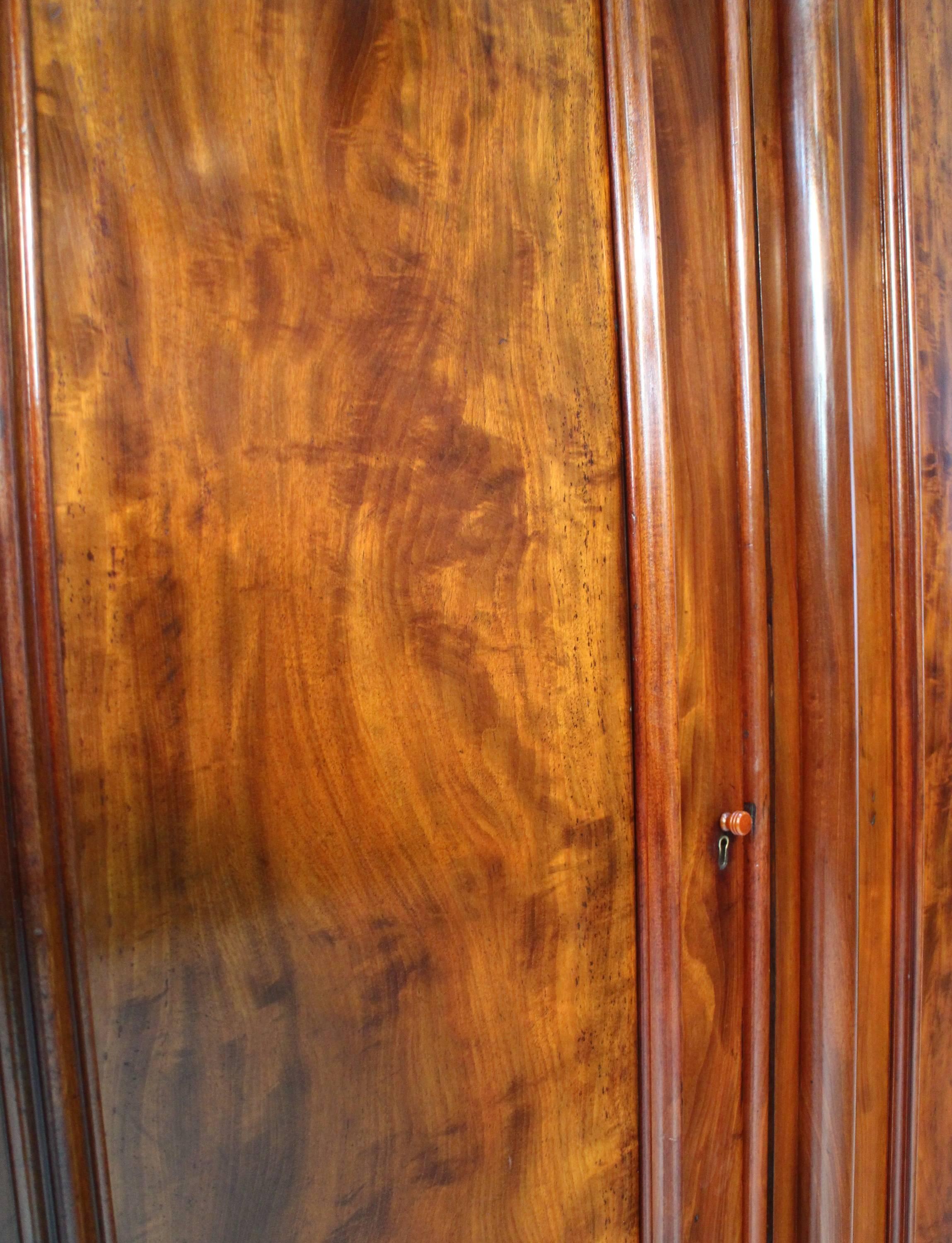 English Victorian Mahogany Three-Door Breakfront Wardrobe 1
