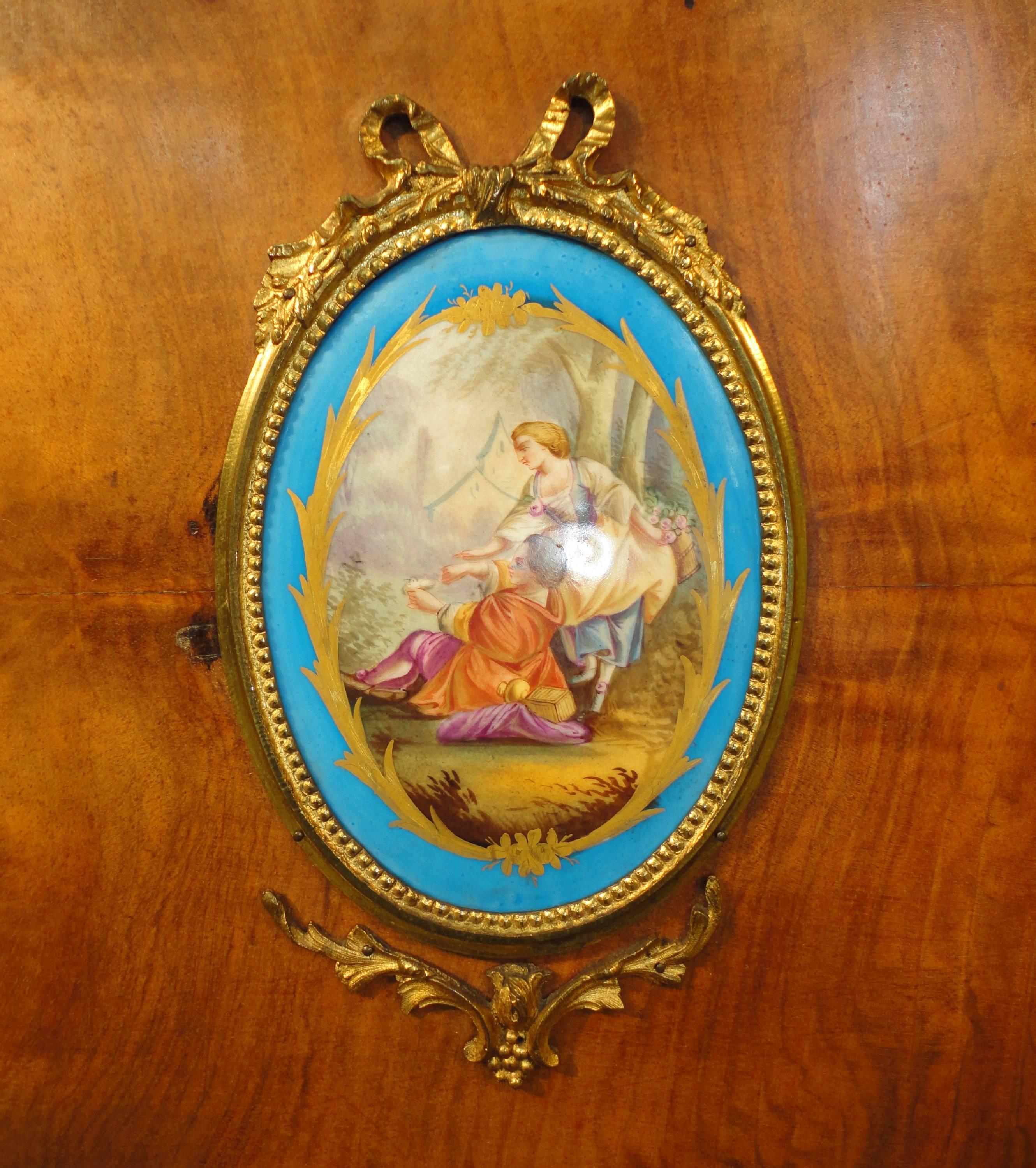 English Victorian Burr Walnut and Marquetry Inlaid Credenza For Sale