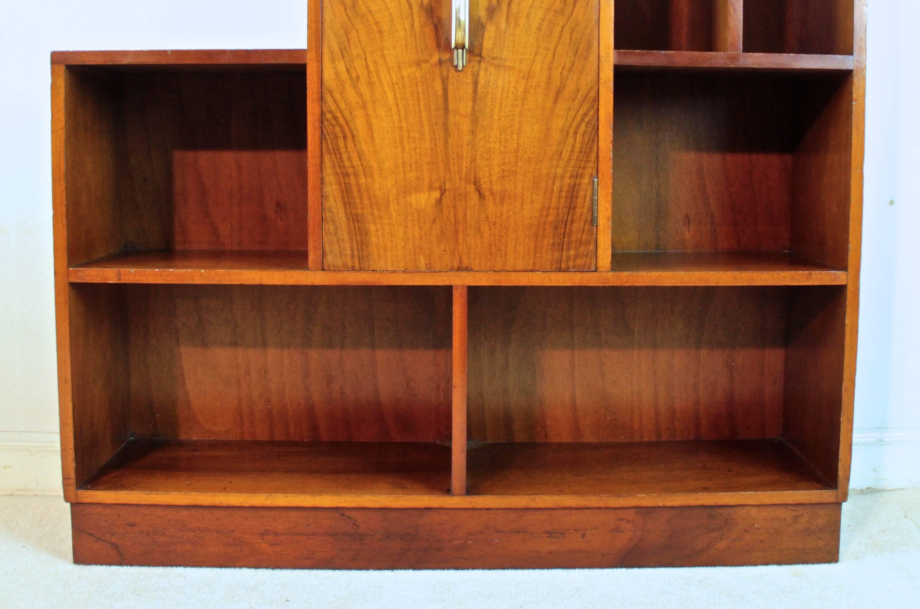 Mid-20th Century Art Deco English Walnut Bookcase Display Cabinet by E Gomme, Dated 1936