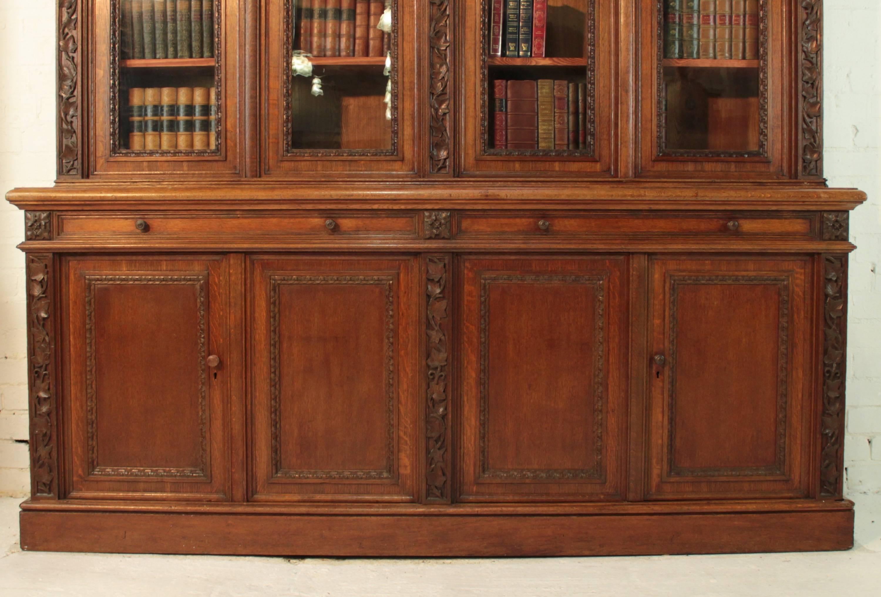 Victorian Ivy Leaf Carved Oak Library Bookcase, English, 19th Century 1