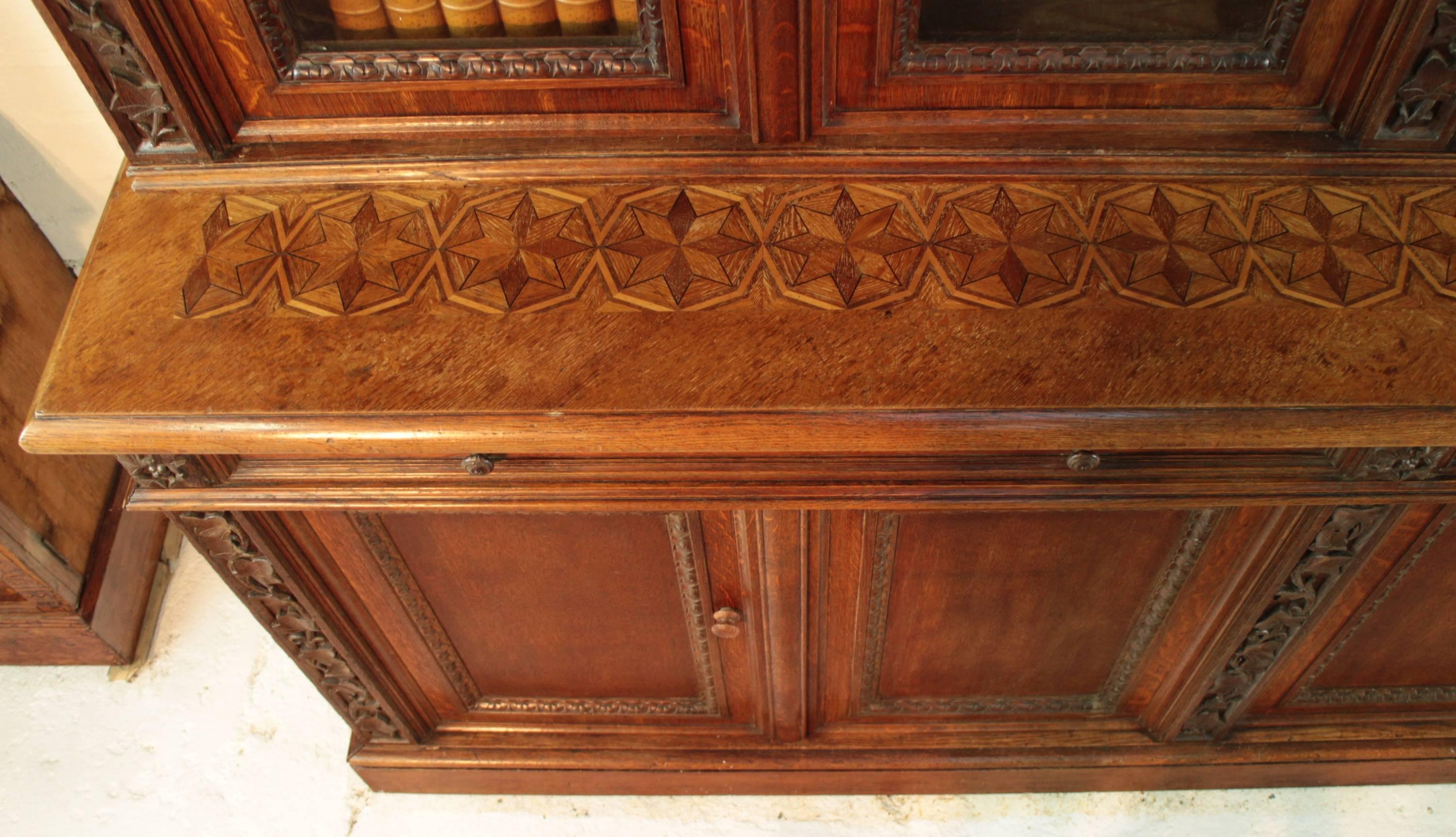 Victorian Ivy Leaf Carved Oak Library Bookcase, English, 19th Century 4