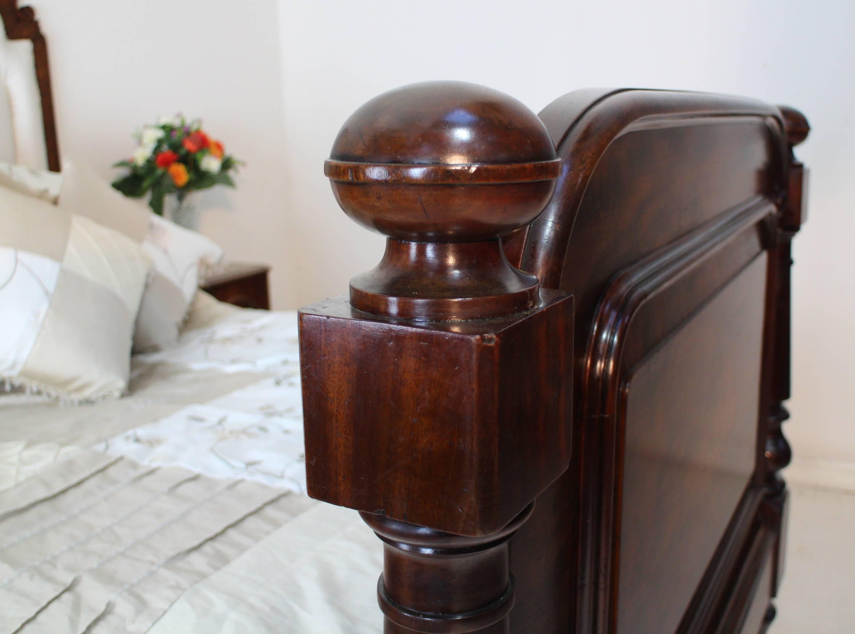 19th Century Scottish Victorian Mahogany Double Bed