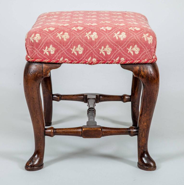 Antique Queen Anne Walnut Stool For At 1stdibs English Antique Queen Anne Walnut Stool For