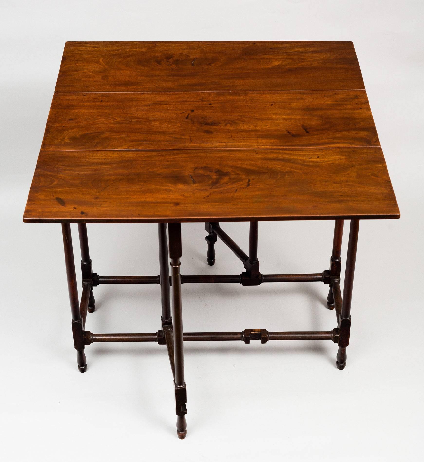 George III Mahogany Spider Leg Table For Sale 1
