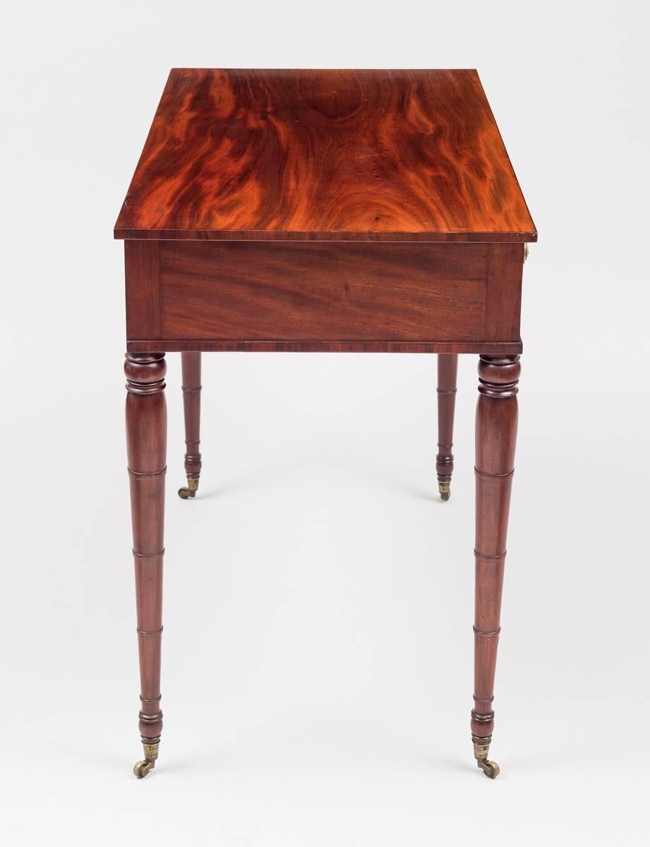English Sheraton Mahogany Side Table, circa 1800 For Sale
