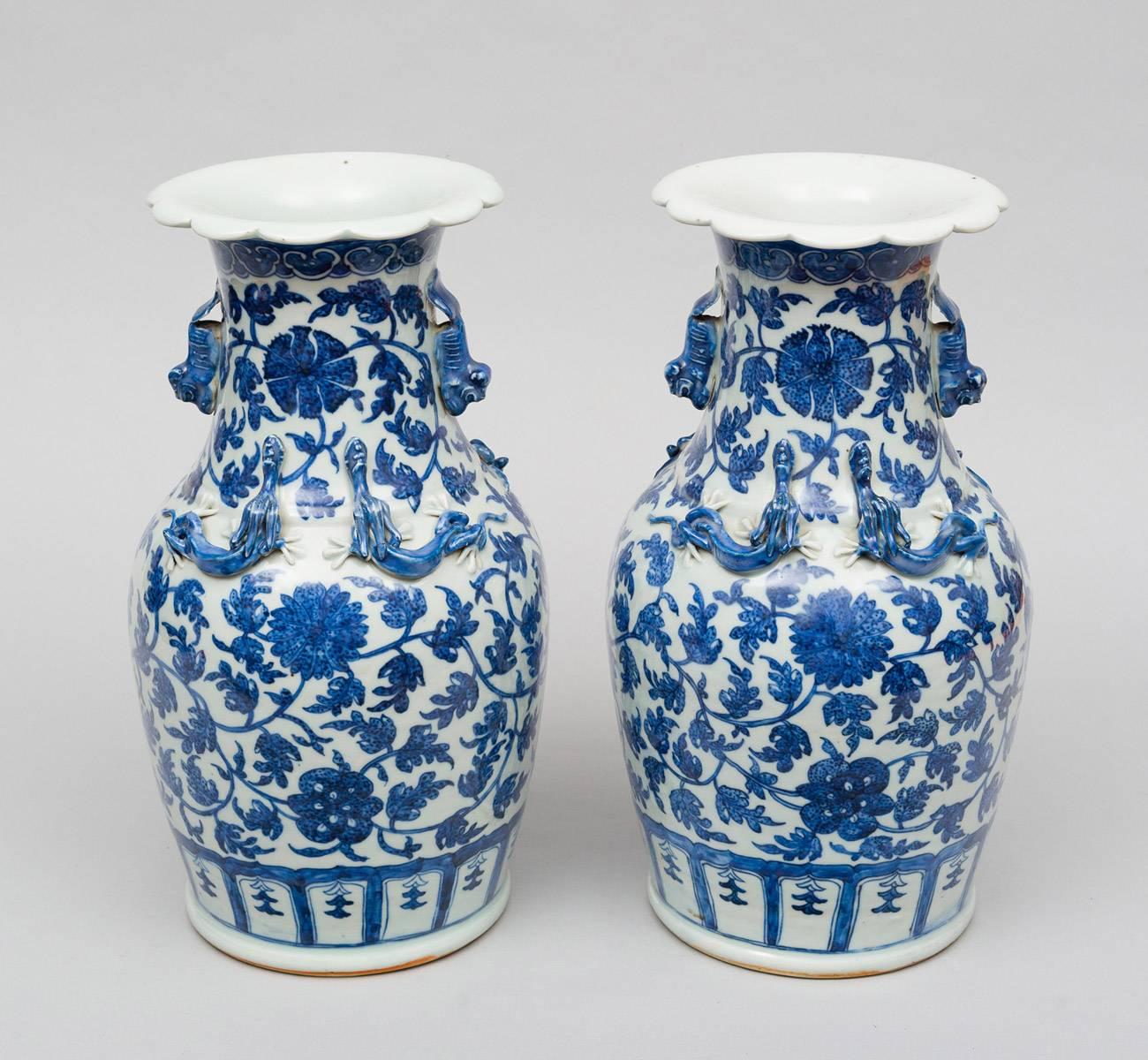 Pair of Chinese Blue and White Open Vases, circa 1870 In Excellent Condition In Sheffield, MA